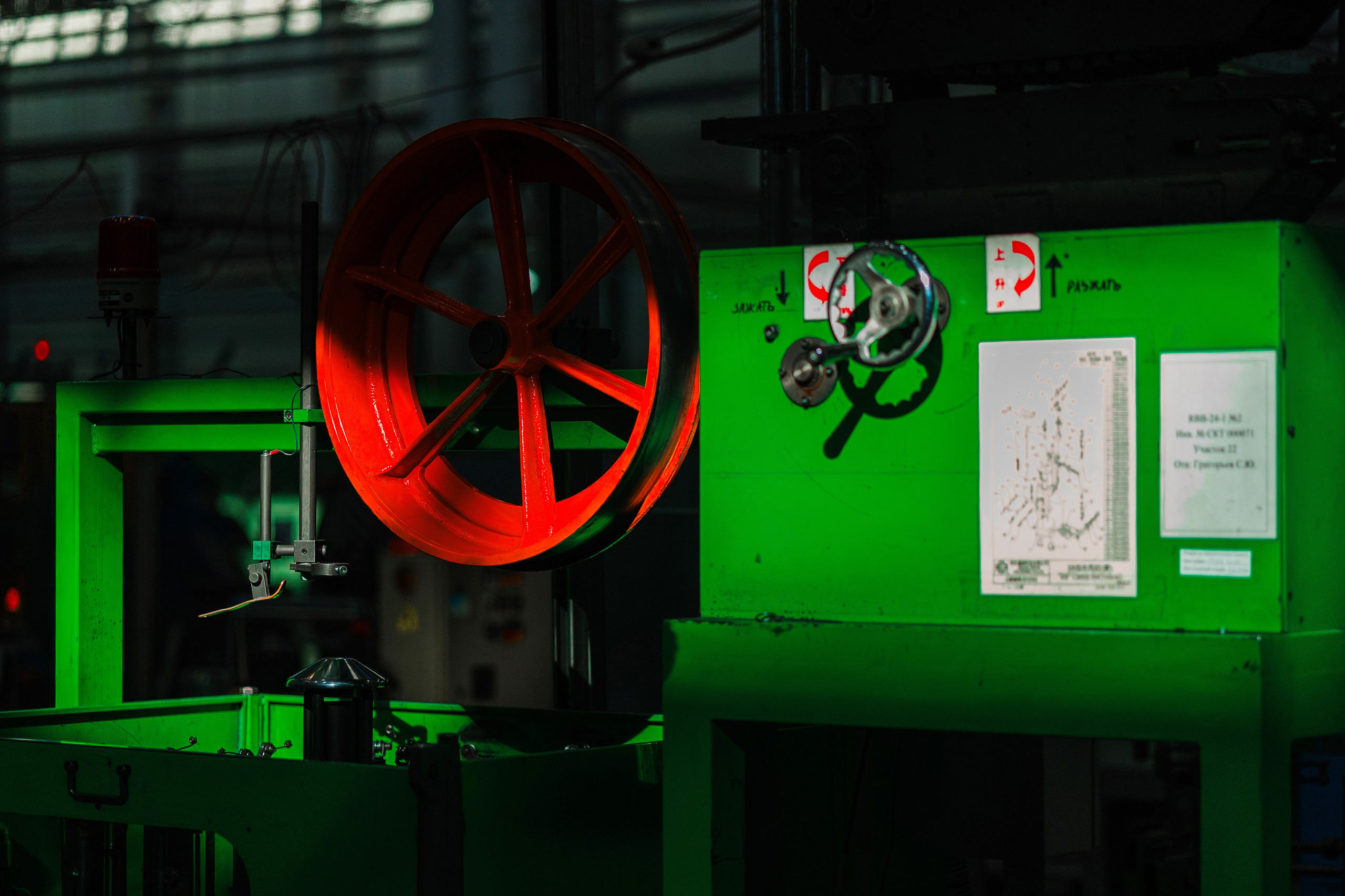 Промышленные фотографии завода Псковэлектросвар | Производство сварочного оборудования