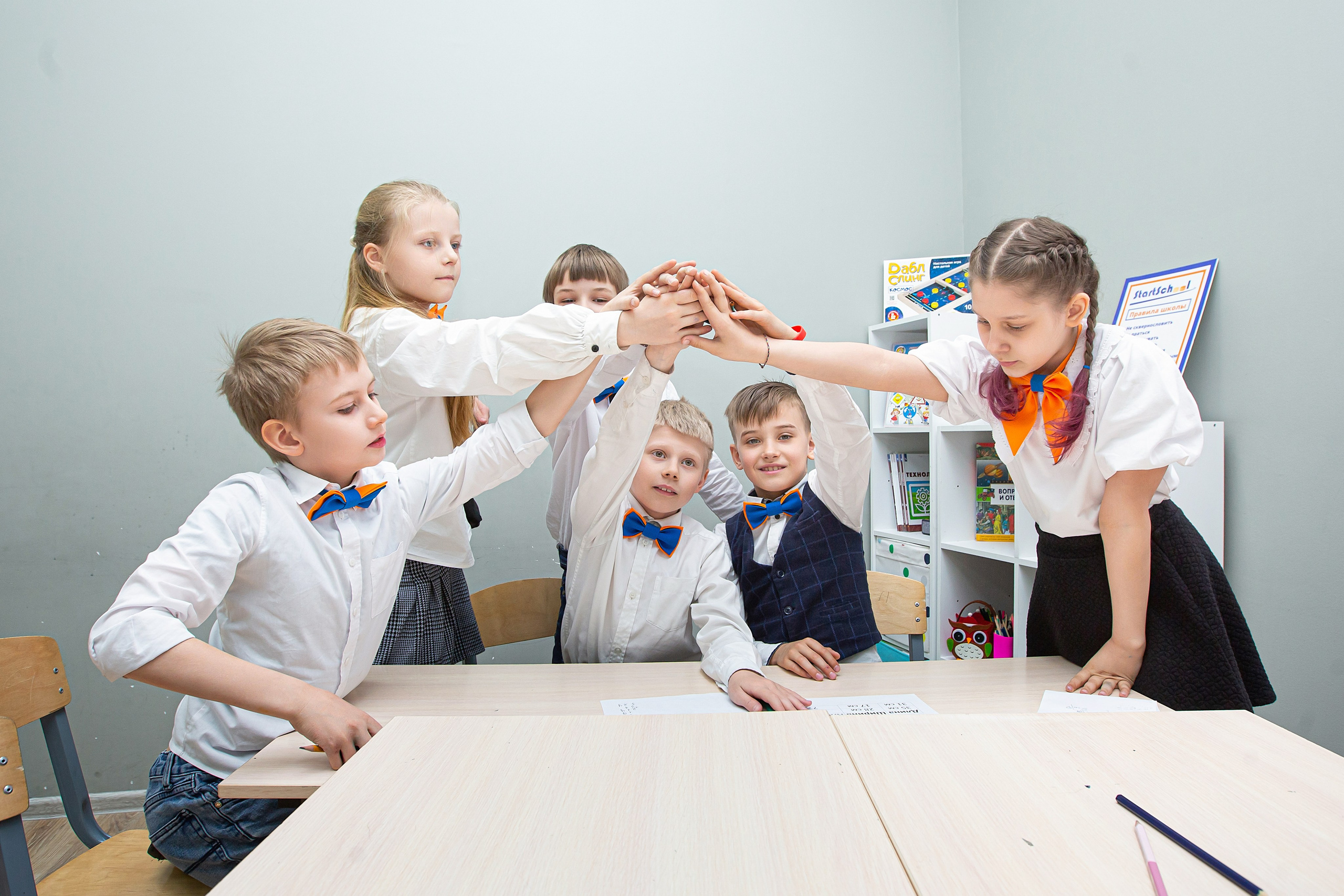 Фотосъёмка для выпускных альбомов из начальной школы. Свадебный, семейный, детский фотограф в Санкт-Петербурге