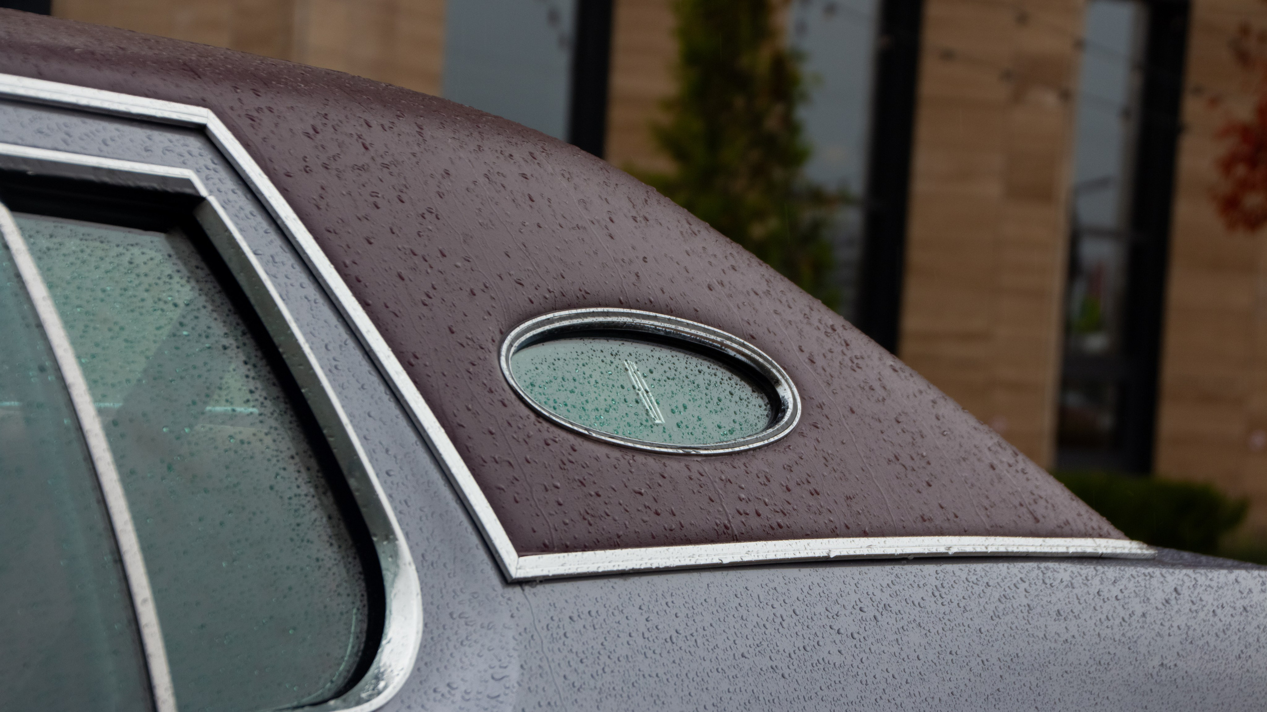Фото Lincoln Continental Mark IV — купе американской классики