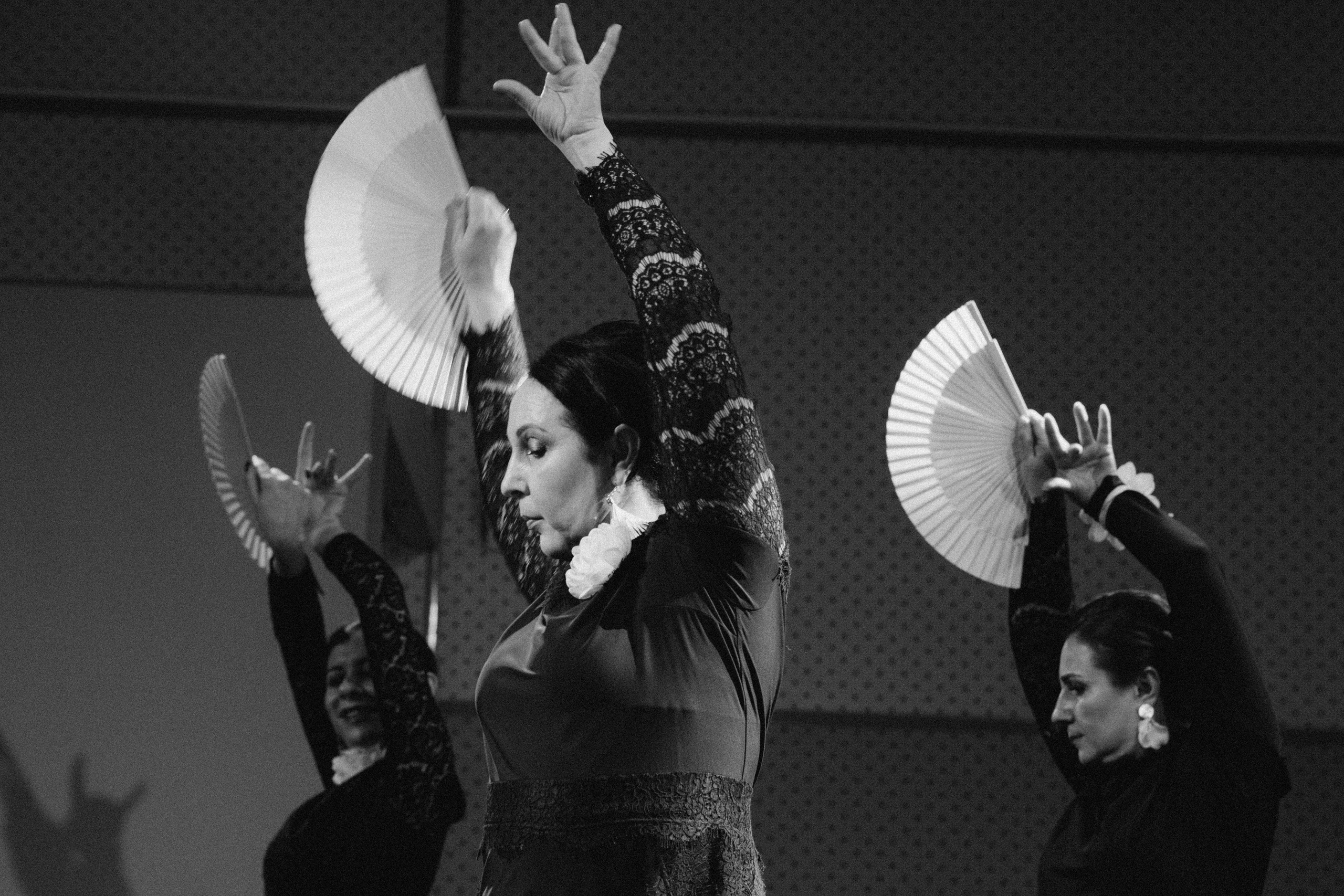 Спектакль «Mujeres» («Женщины»), студия фламенко Tierra del Sol. Анна Демидова — фотография для жизни и бизнеса в Абакане