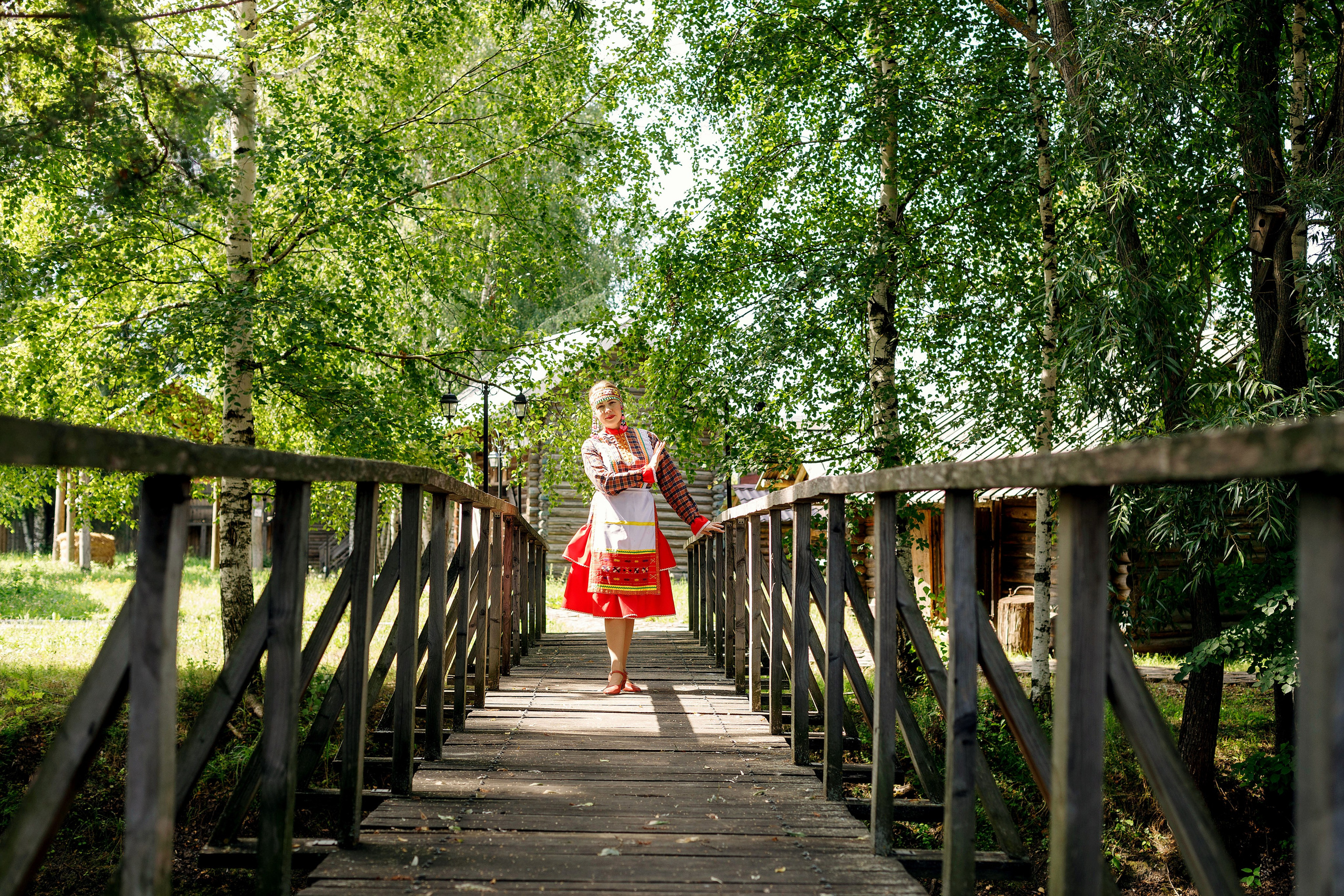 Фотосессия с Екатериной Анисимовой в Ибресинском этнографическом музее. Портретный и репортажный фотограф в Чебоксарах Андриян Чаркин