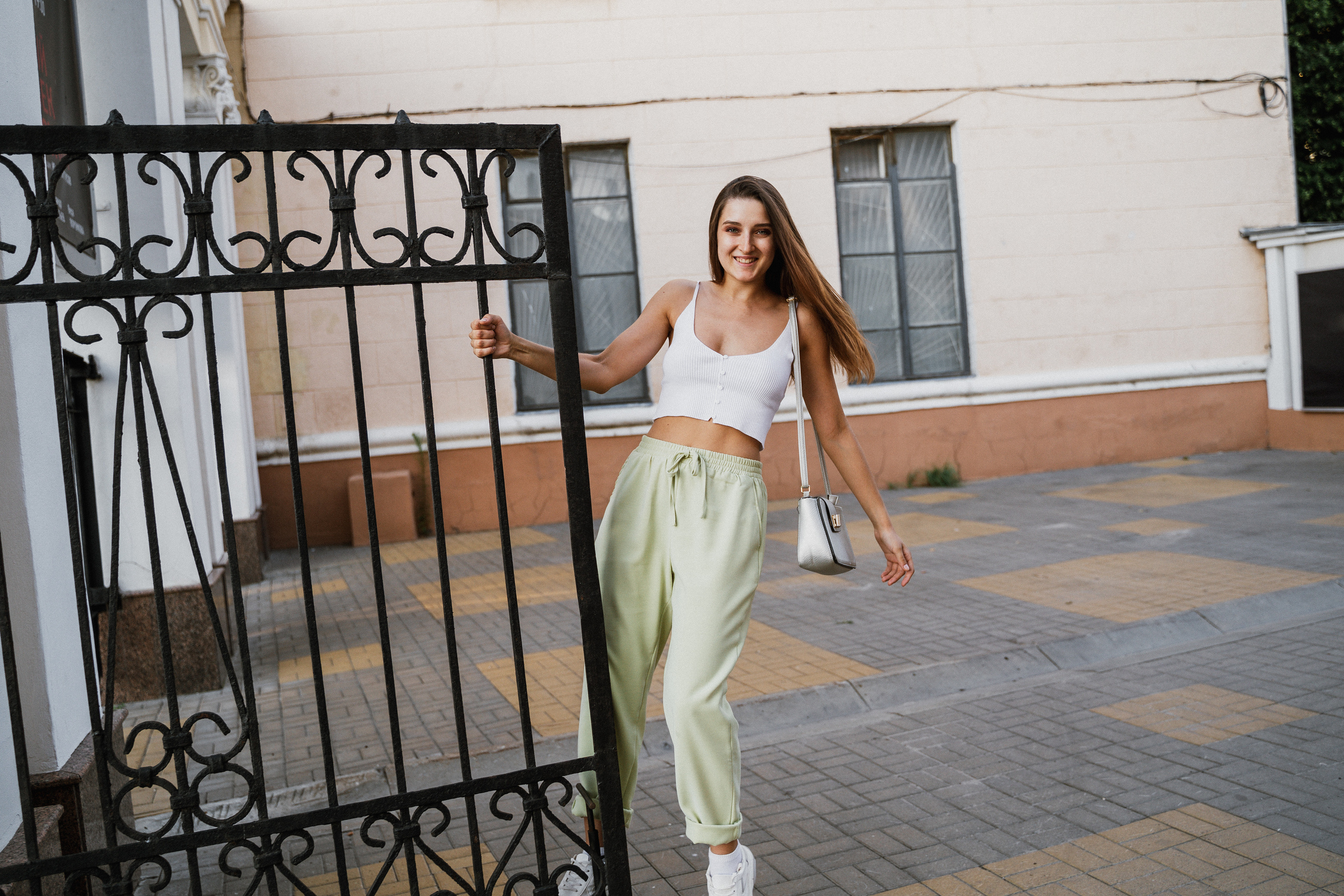 Artistic Portraits in Tbilisi by Aleksandra Gritsenko