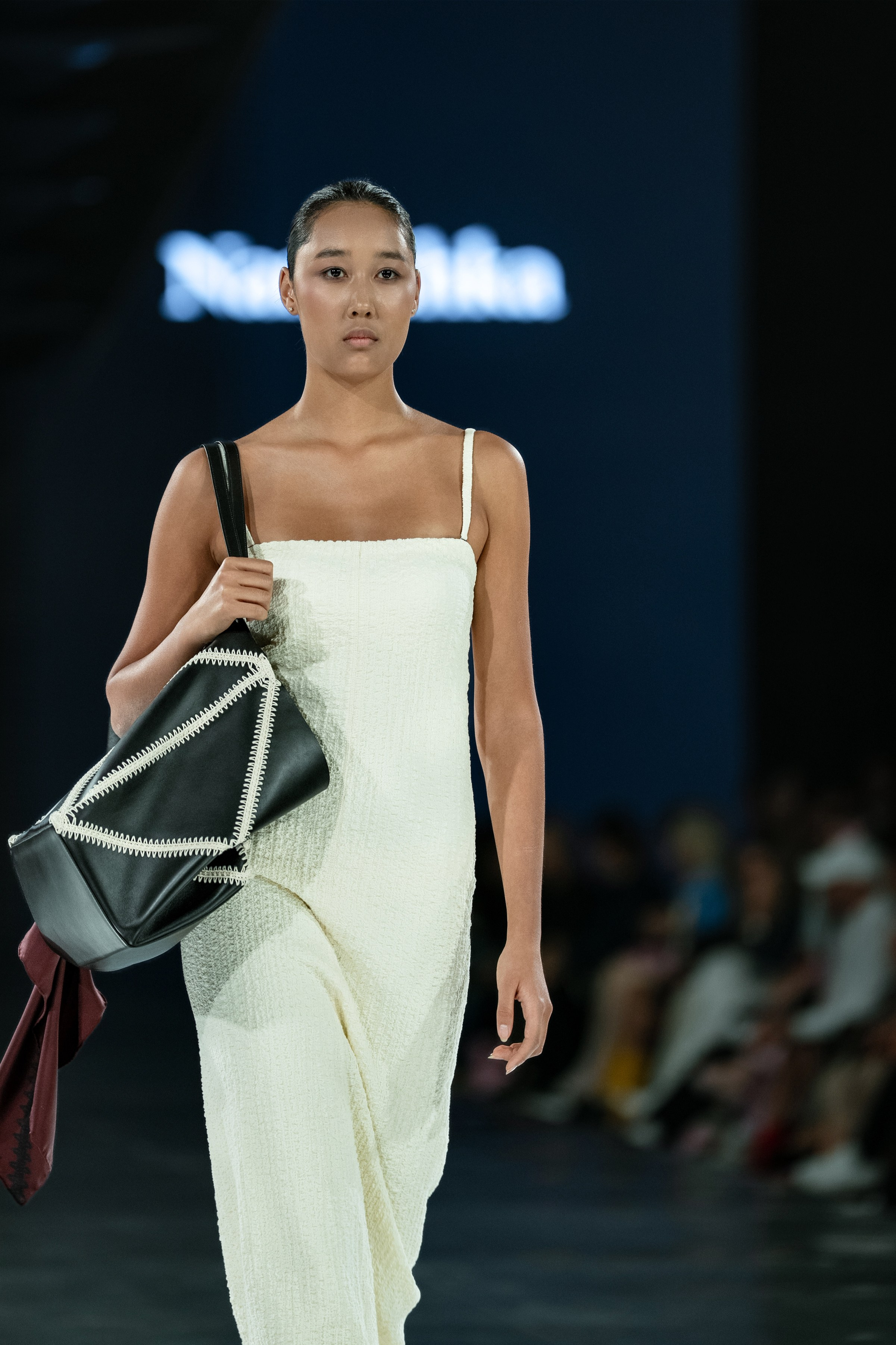 Visa Fashion Week Nanushka. Сайт Алматинского НЮ АРТ, будуар и фэшн фотографа Дениса Карпенко