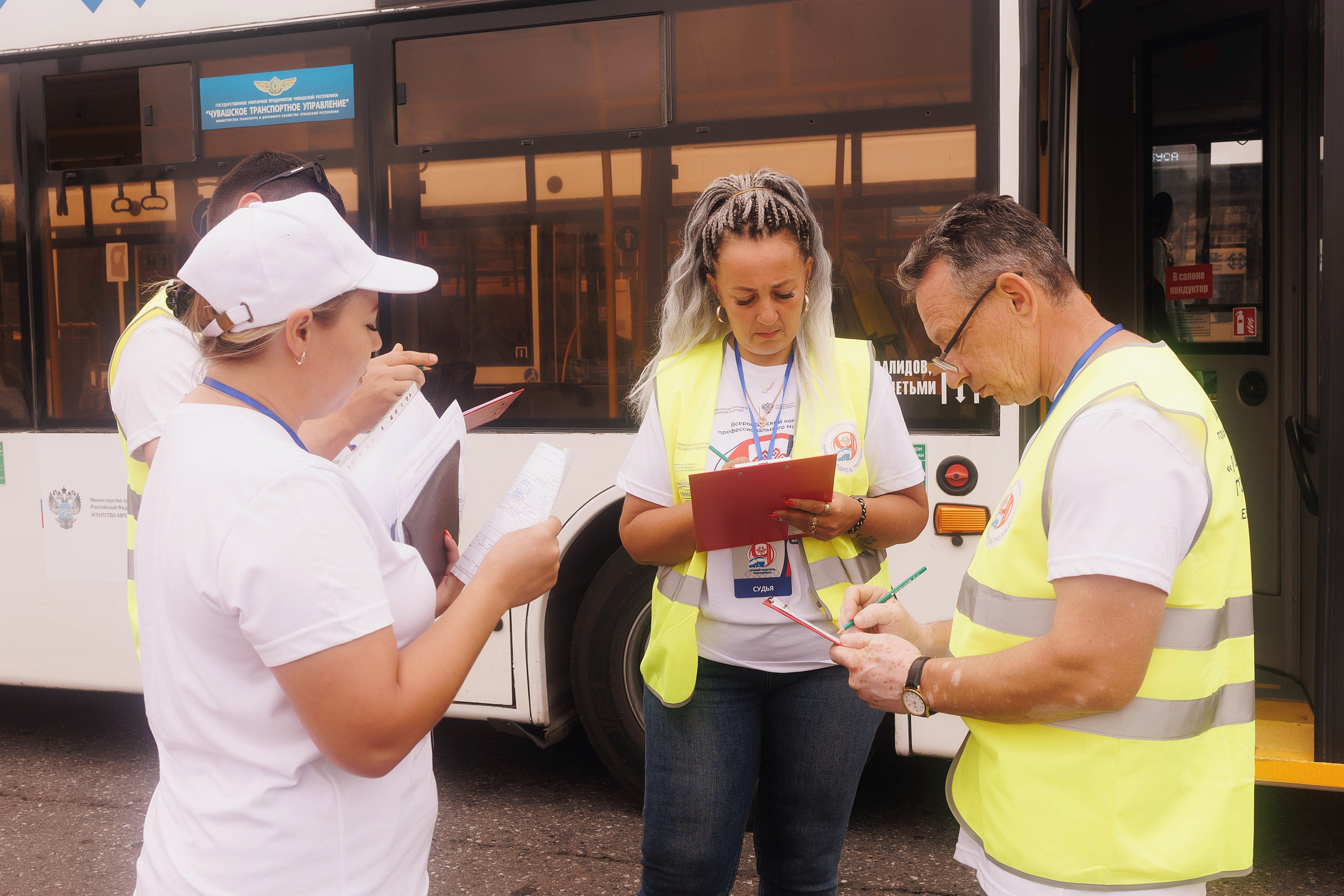Лучший водитель троллейбуса России — 2024. Портретный и репортажный фотограф в Чебоксарах Андриян Чаркин