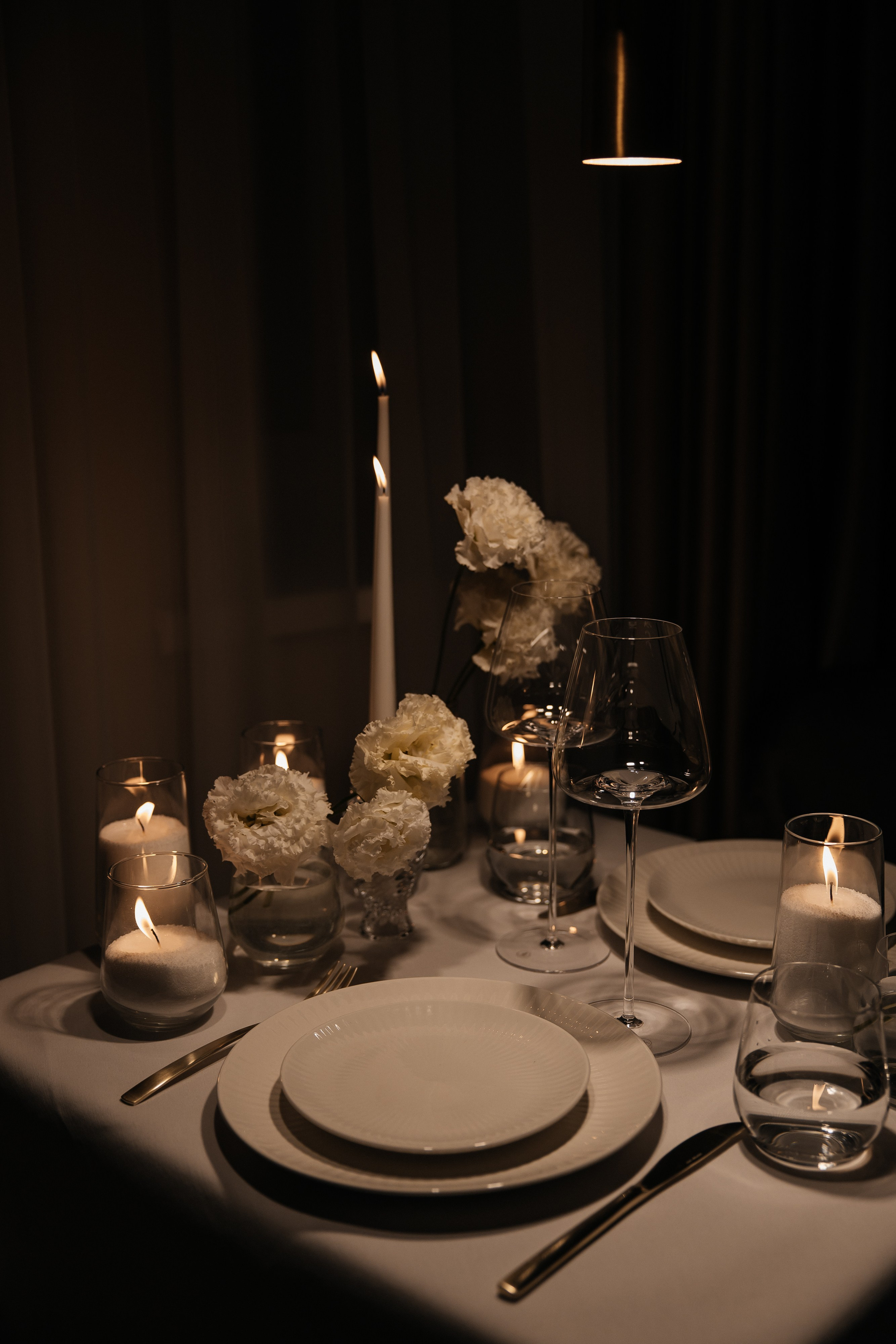 Свидание в отеле во Владивостоке. Организация свадеб и других мероприятий во Владивостоке от «Рядом быть»