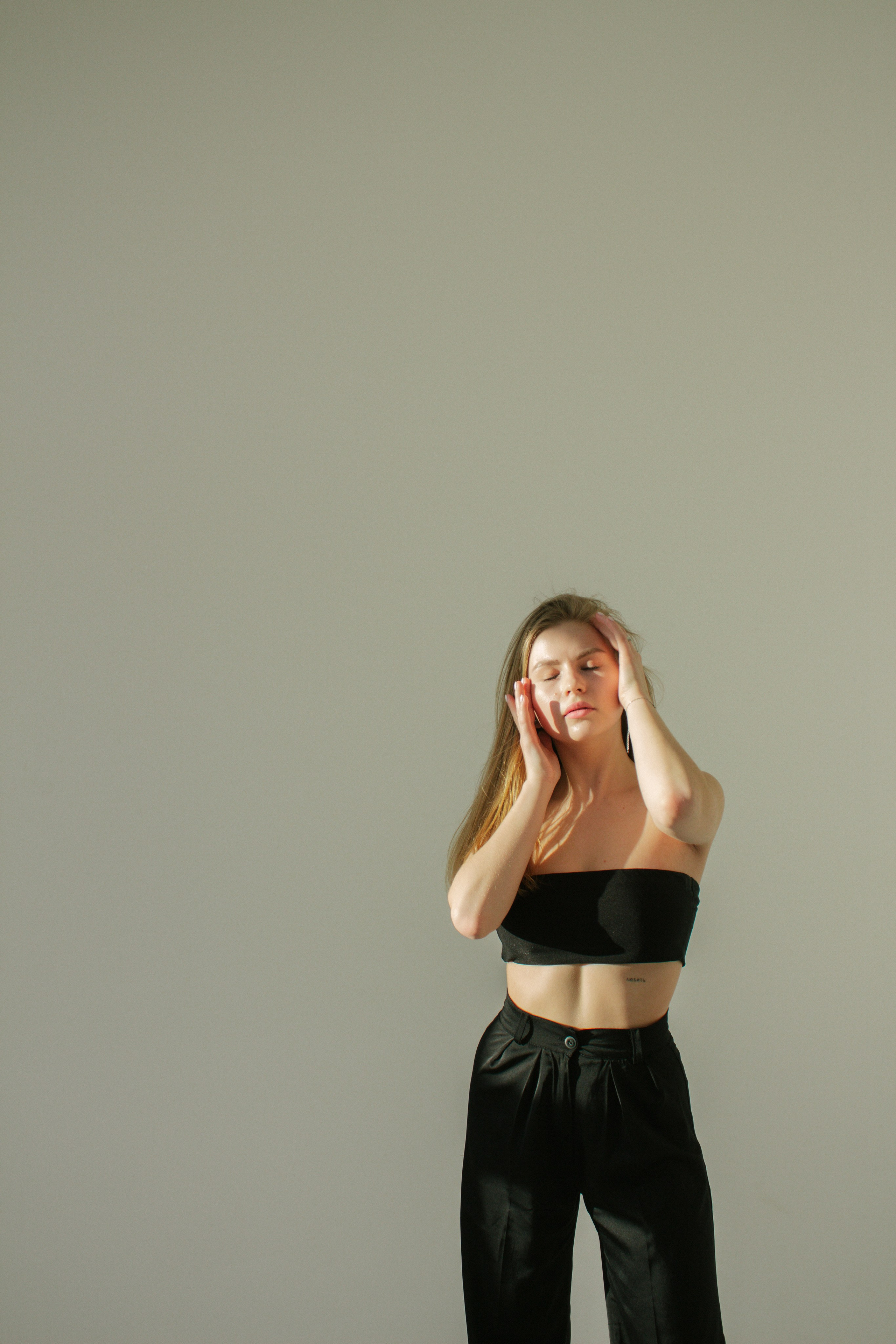 Подарок на 8 марта от мальчиков. Фотограф Настя Булочка Екатеринубрг