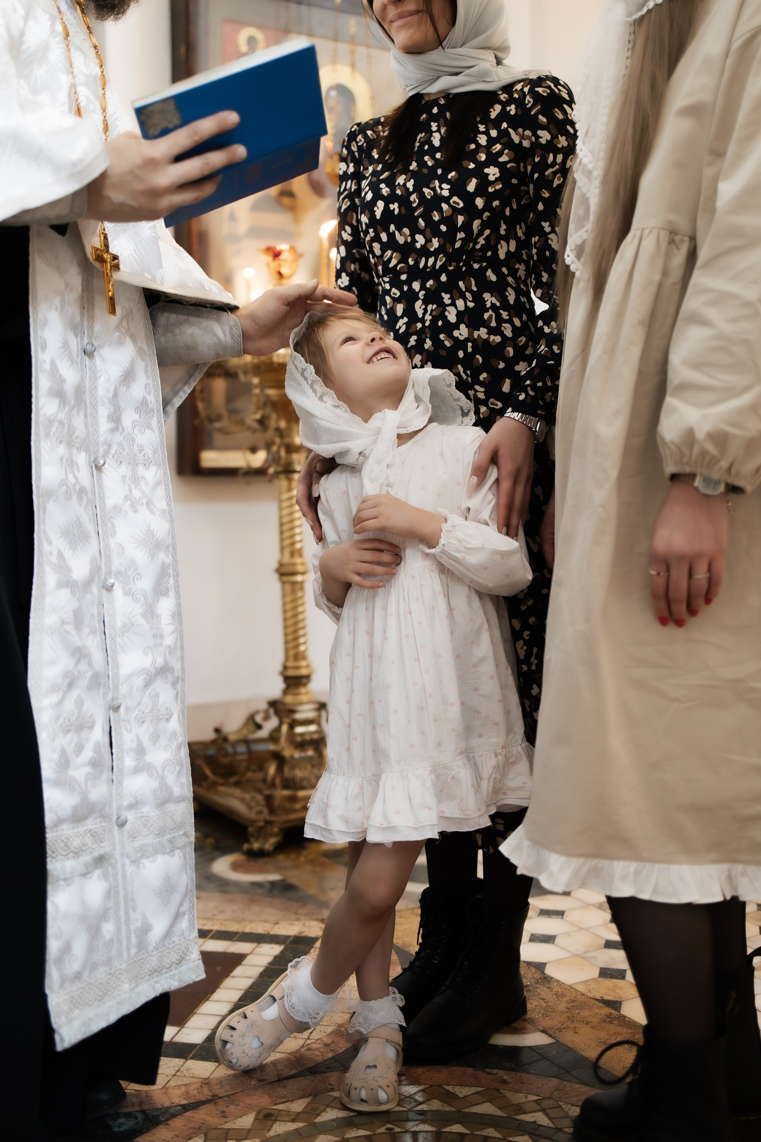 Крещение в Храме Димитрия Солунского на Благуше. Семейный и lovestory фотограф в Москве Светлана Коняхина
