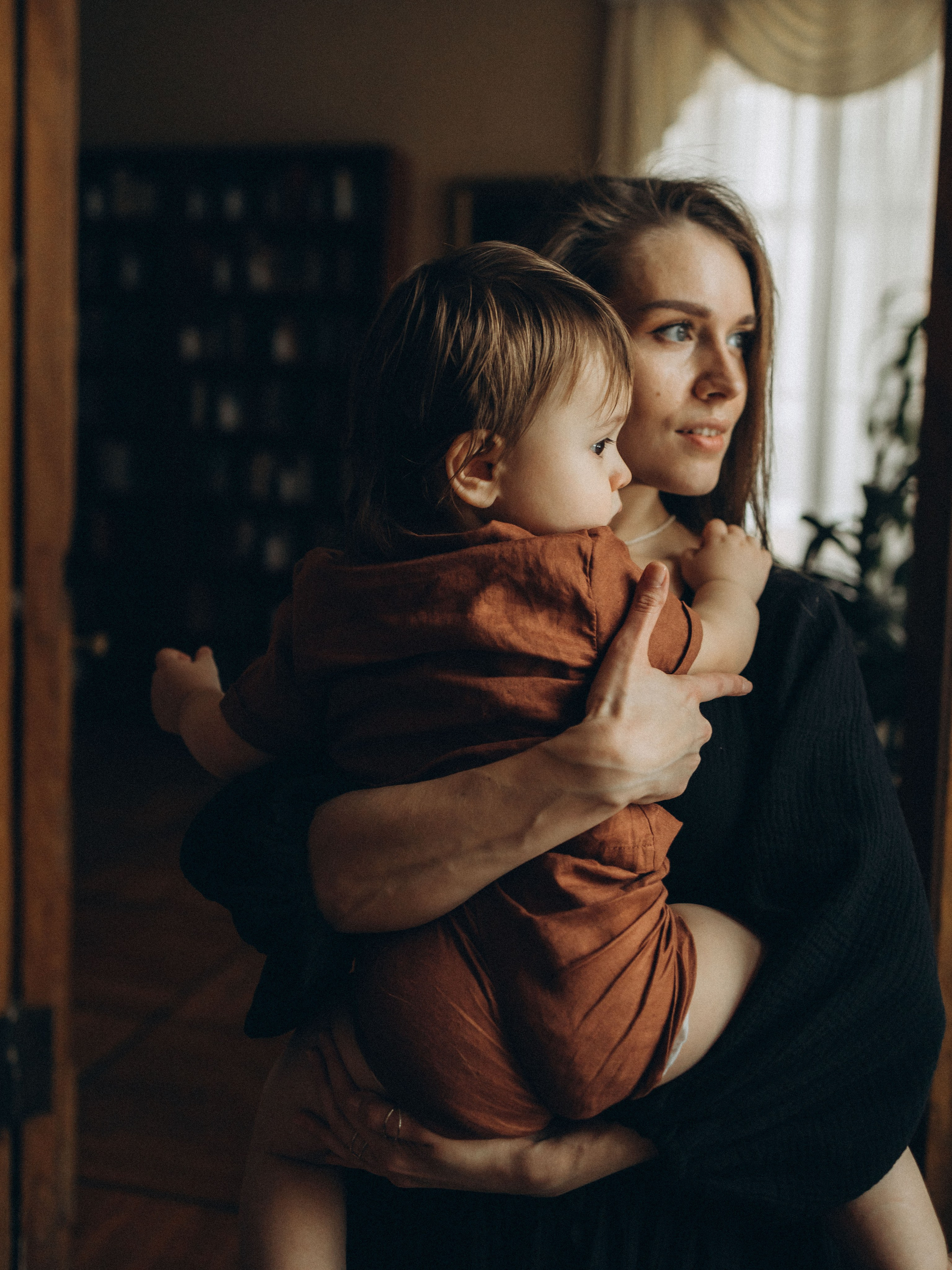 Лана и Серёжа. Библиотека. Фотограф Дарья Соколовская