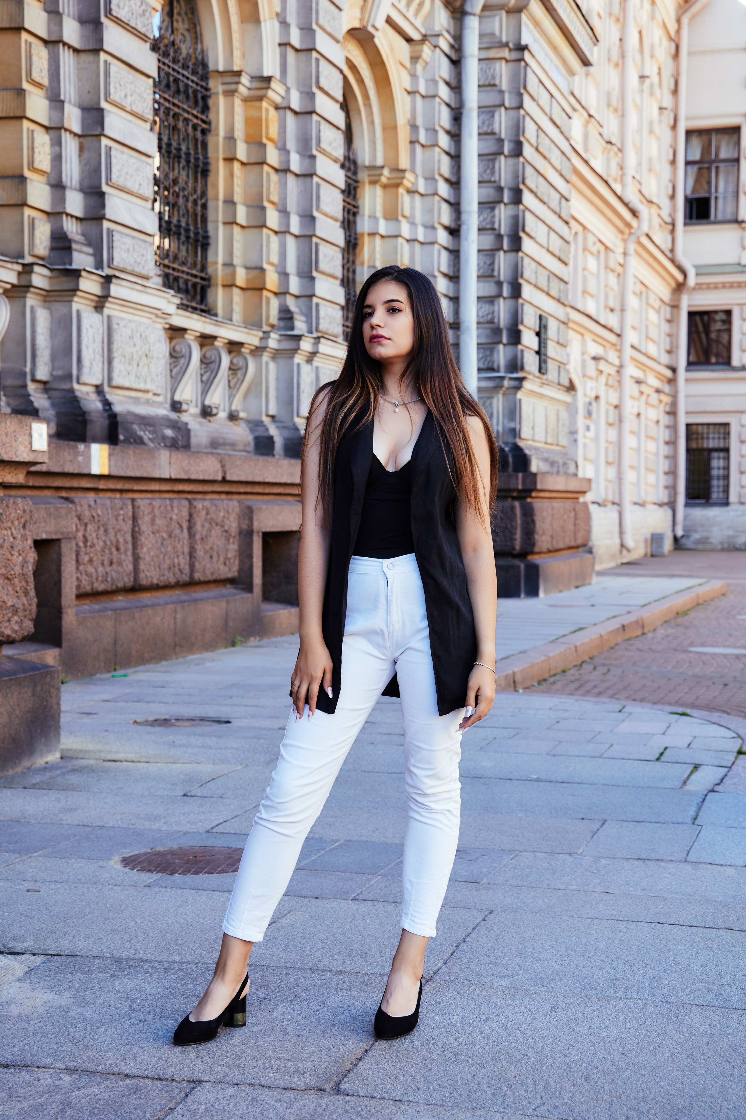 Диана, летний сад. Репортажный фотограф Алёна Кантемирова