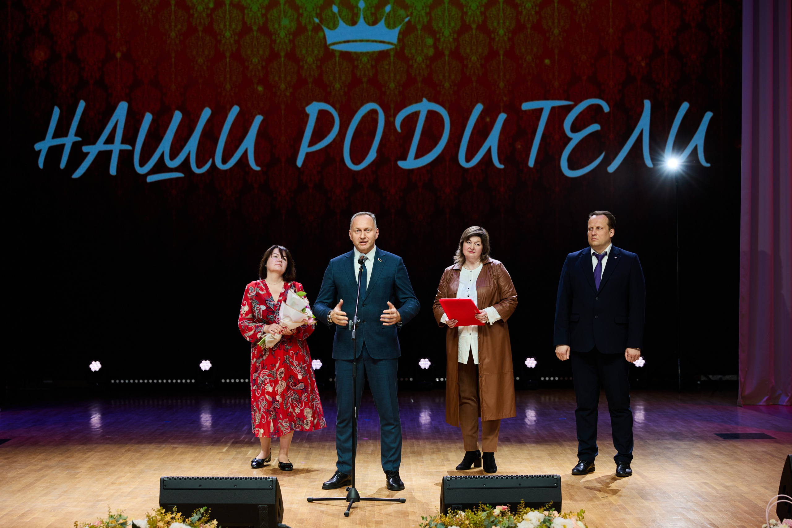 Выпускной 9 класс. Свадебная, репортажная фотосъемка и видеосъемка в Минске. Илья и Юлия Ширмановы. Фотограф | Видеограф | Минск