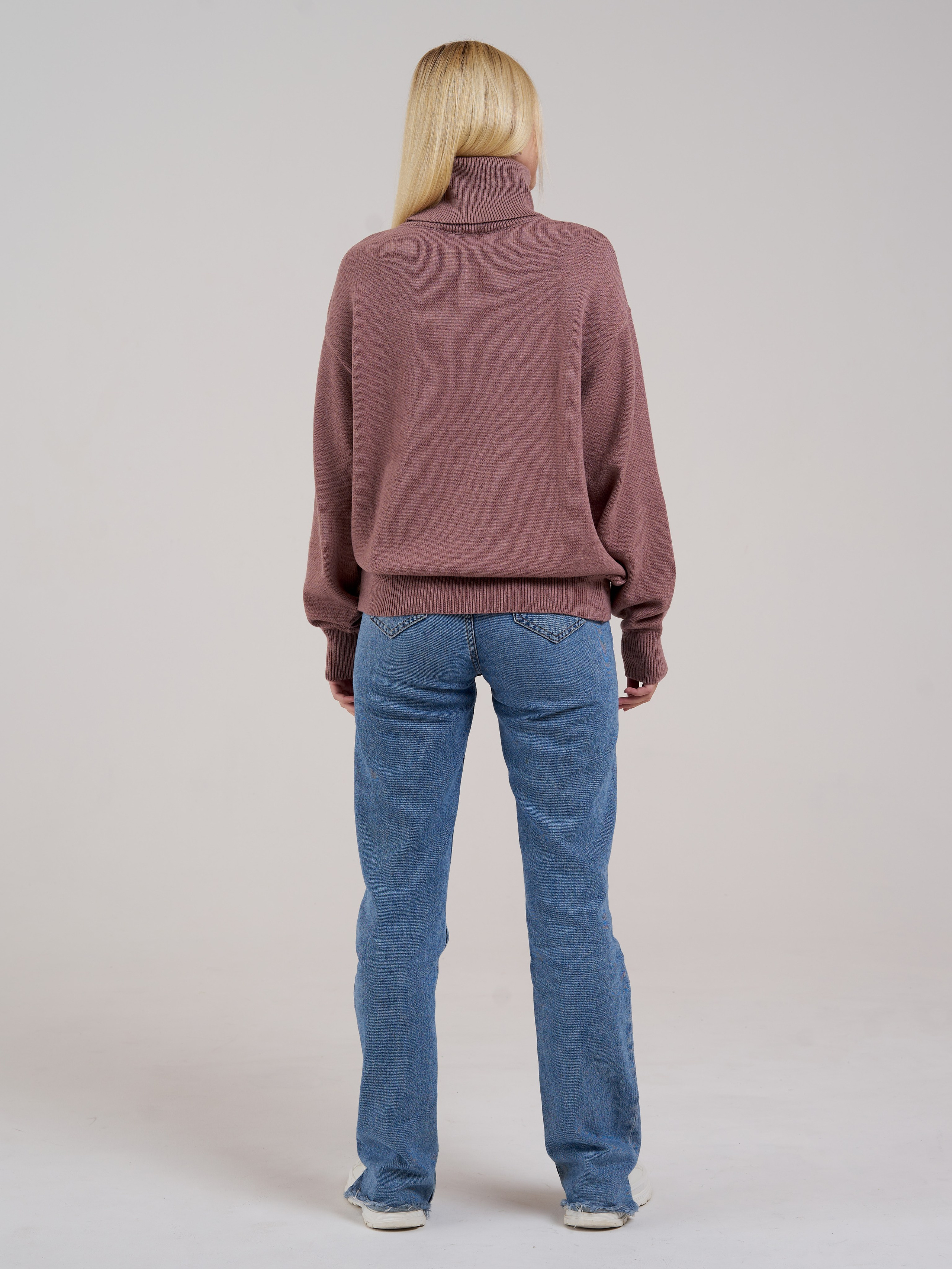 Съемка для рекламы одежды на маркетплейсах. Фотограф Екатеринбург Кокшарова Александра