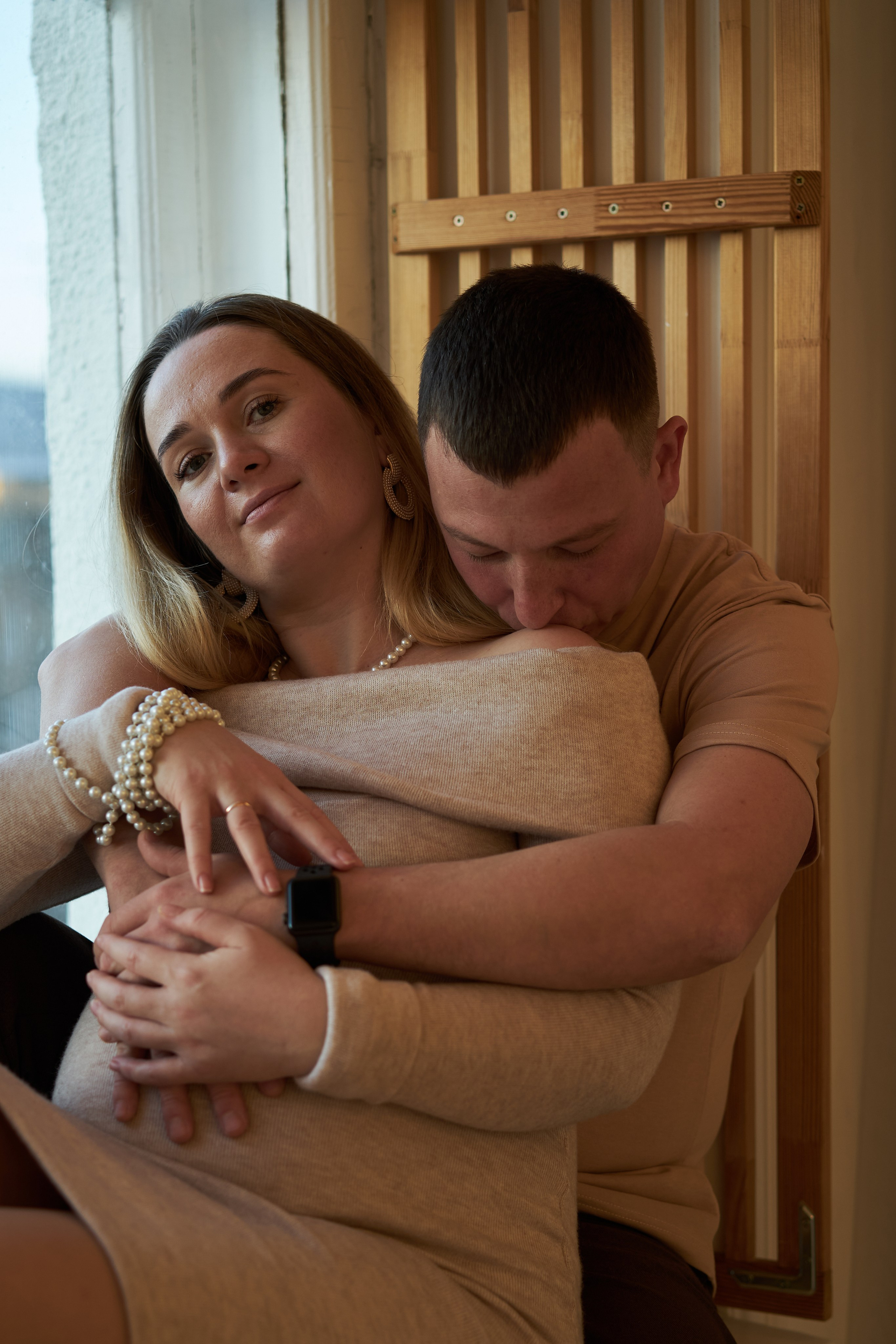 Семейная фотосессия беременность в студии. Фотограф Екатеринбург Кокшарова Александра