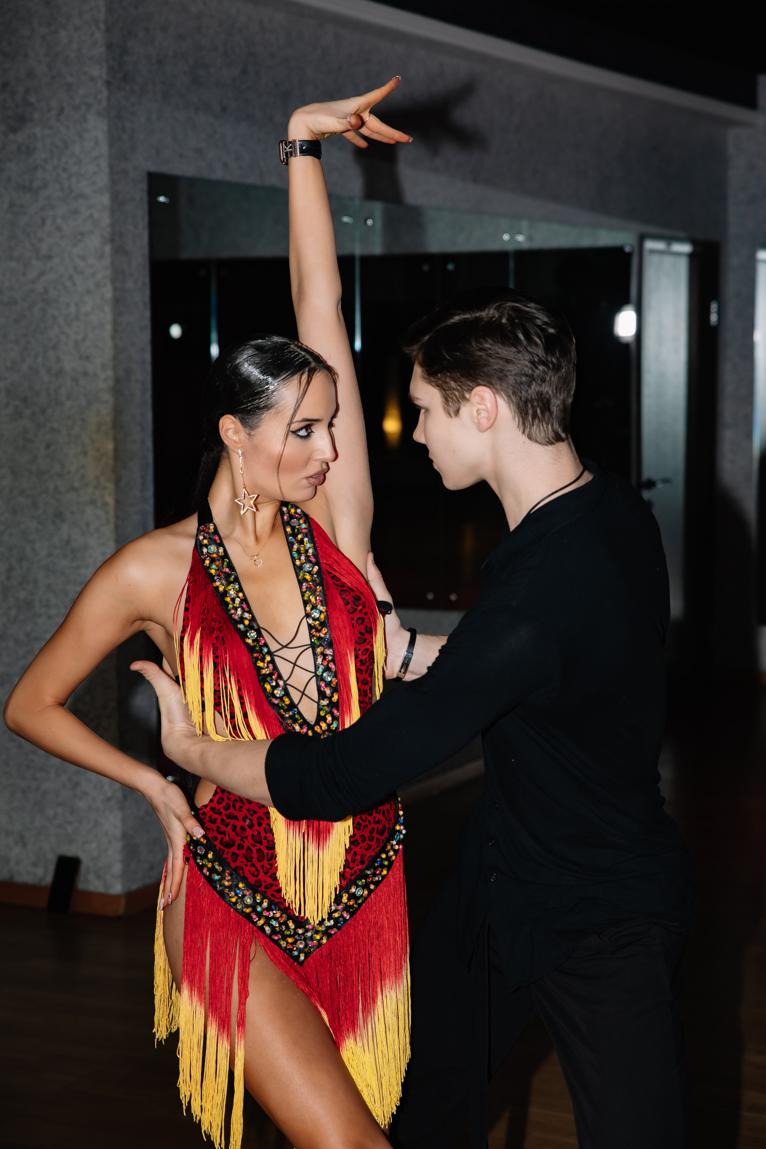 Карина и Илья студия Премьер. Фотограф в Москве Яна Полосина