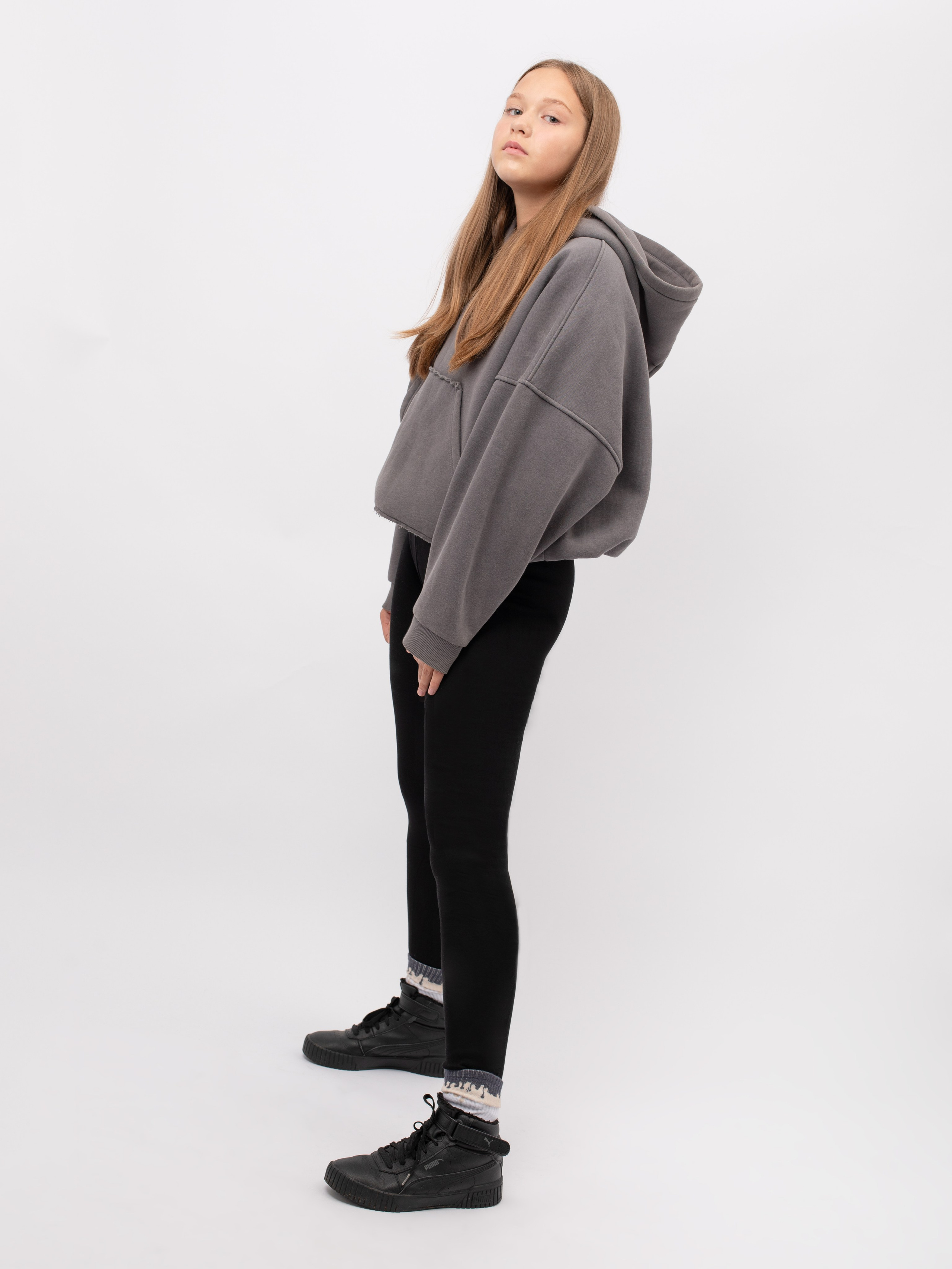 Утепленные лосины. Фотостудия предметной и модельной съёмки для маркетплейсов