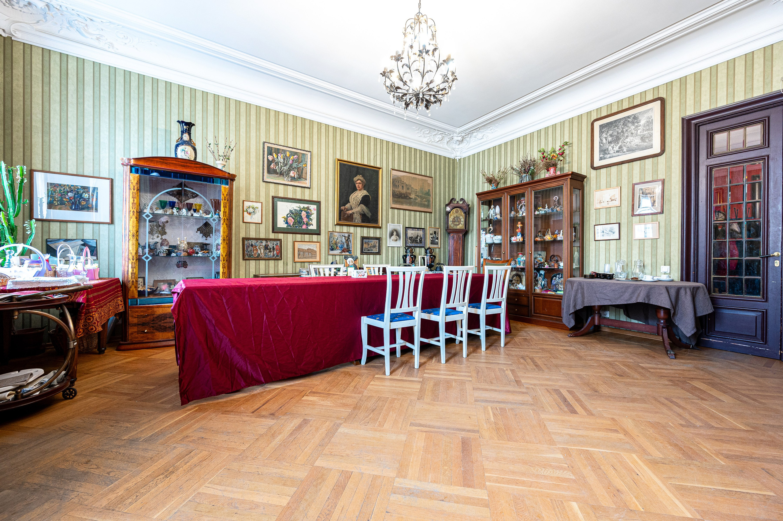 Квартира-музей семьи Бенуа. Интерьерный фотограф. Фото- видеосъемка недвижимости Санкт-Петербург