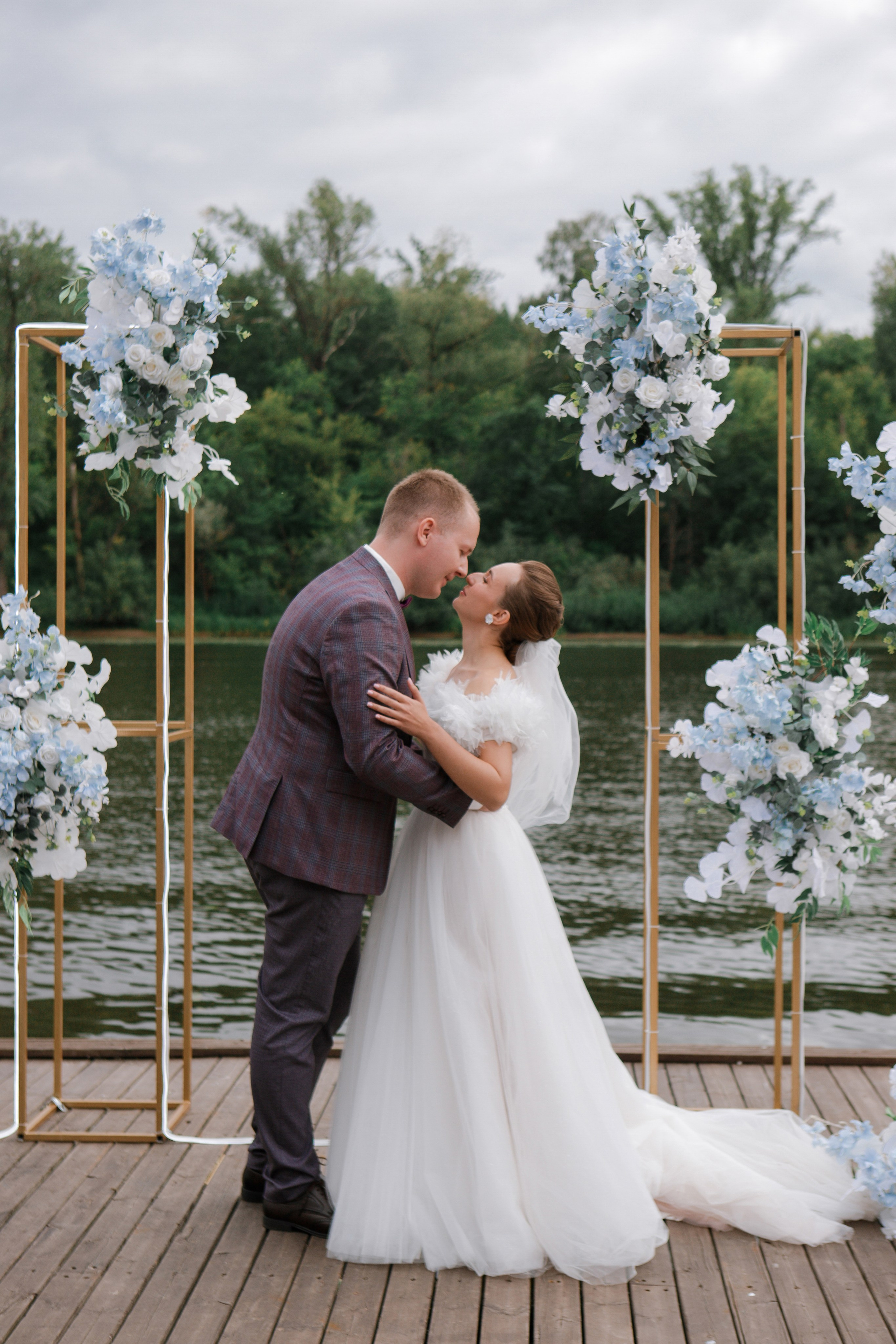 Свадьба на пирсе. Свадебный фотограф в Москве, Самаре, Тольятти
