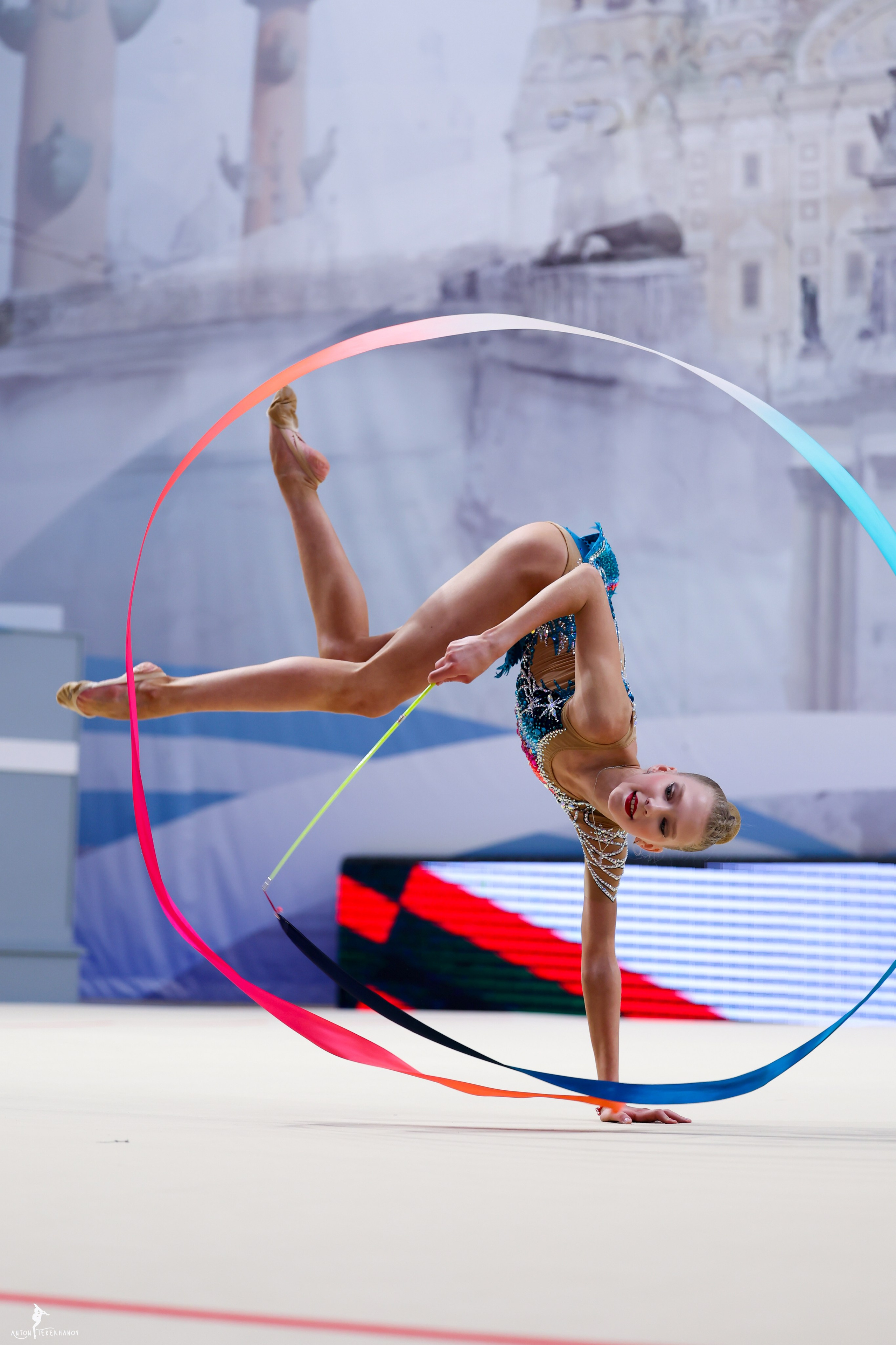 Локогимнастика 2025 11-13.04.2025. Спортивный и репортажный фотограф Антон Тереханов