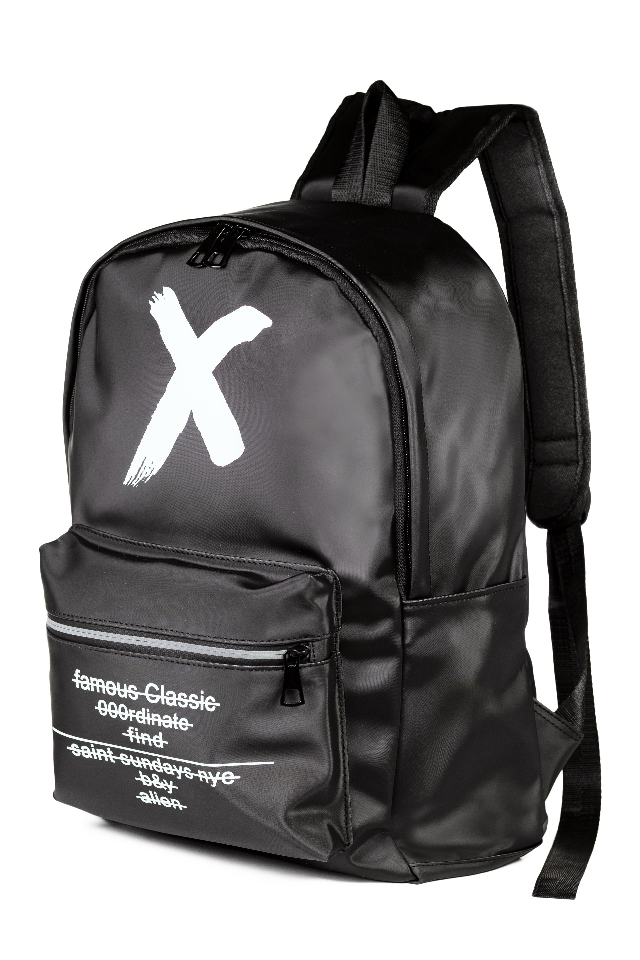 Рюкзаки молодежные. Фотосъёмка для бизнеса — предметное фото, репортаж с мероприятий, портреты людей, съёмка интерьера и экстерьера