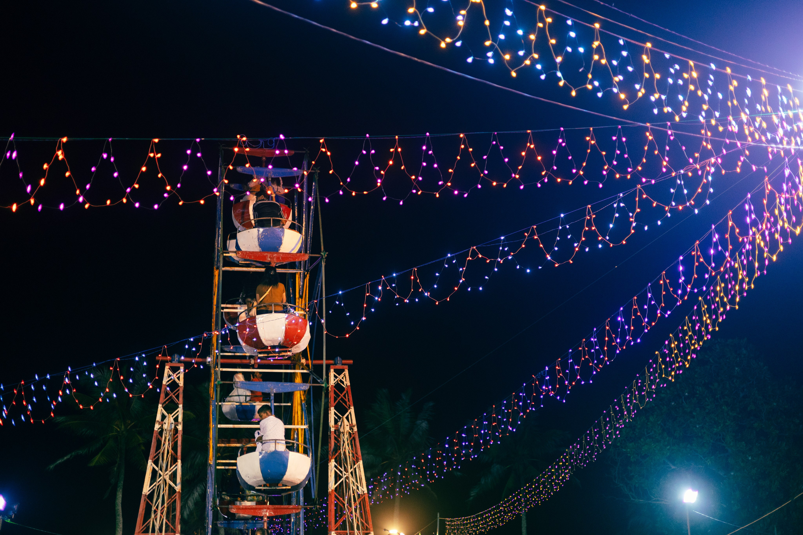 Vesak Poya 2023. Photographer Sonkina Tatiana (Tanya Ash)