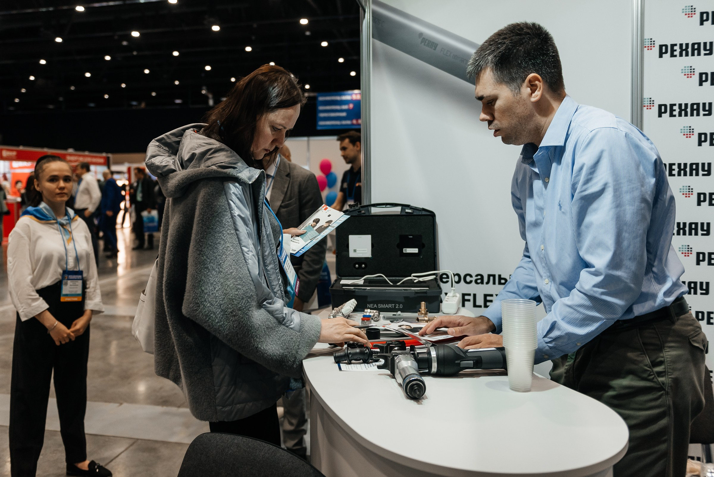 Репортажная съёмка на форуме ЭТМ. Свадебный фотограф в Санкт-Петербурге Венера Ахметова