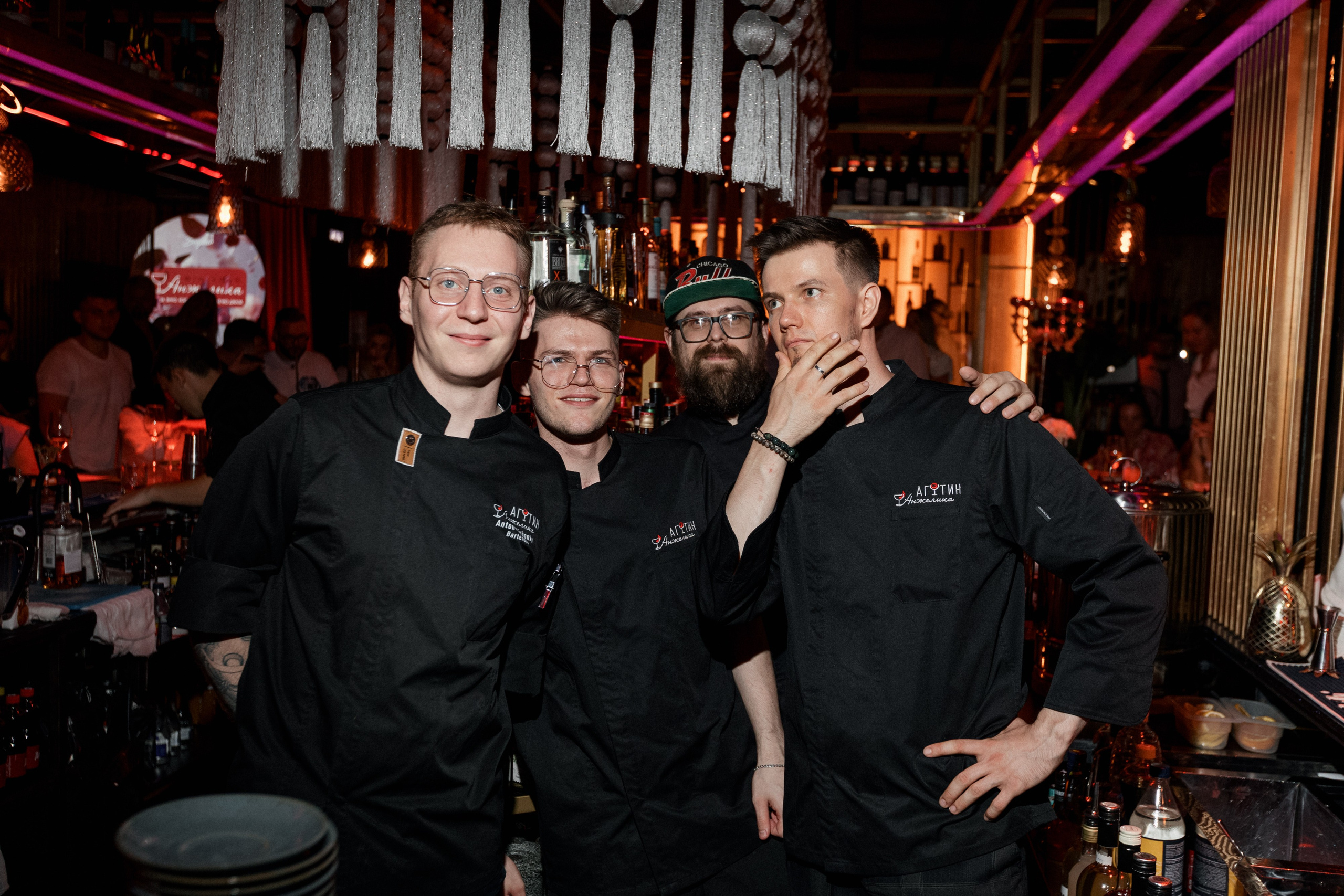 ELE AMU x PLUM — Показ новой коллекции брендов. СВОИ. ФОТООТЧЕТЫ-СОБЫТИЯ-МЕСТА