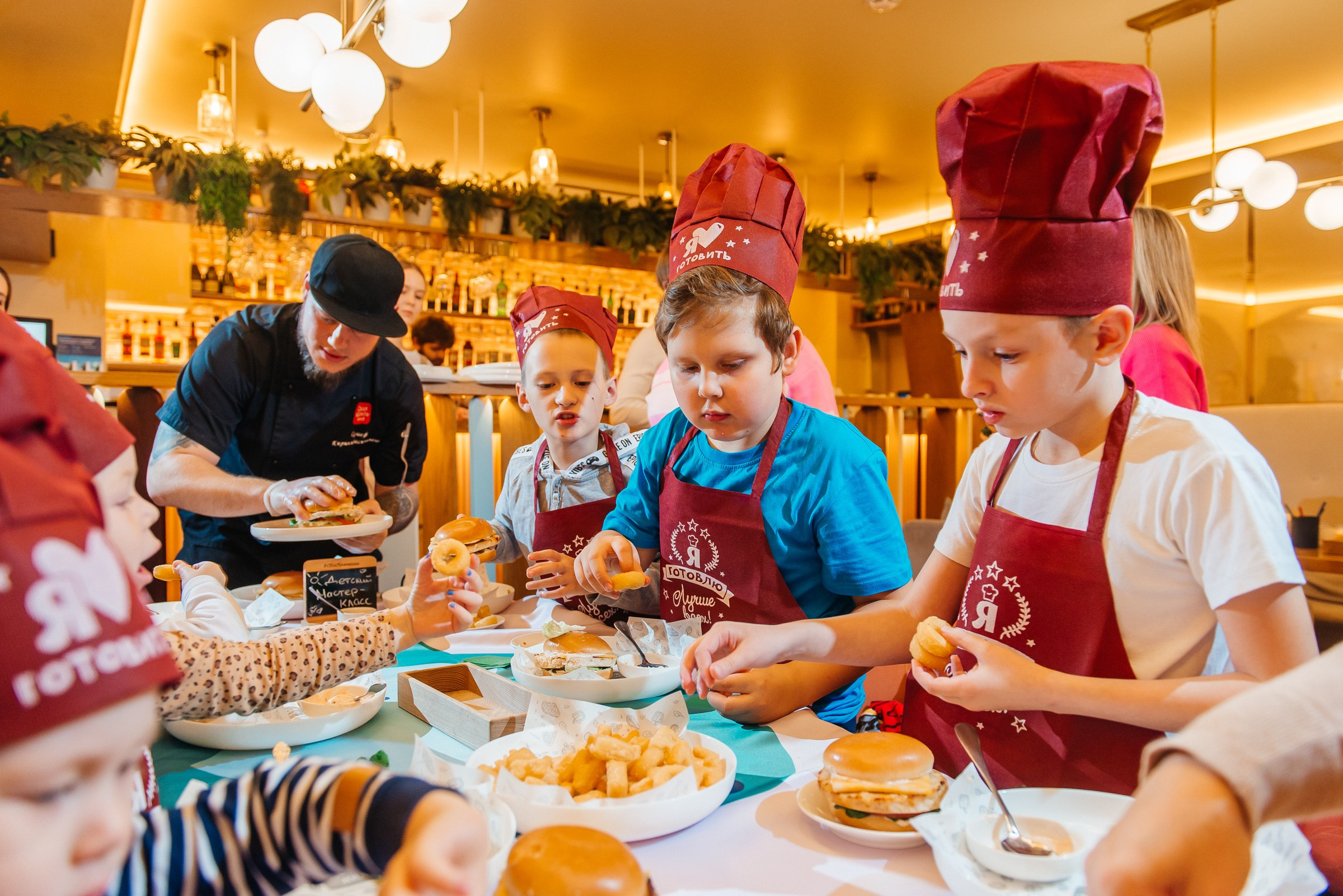 Детский фотограф на праздник в Екатеринбурге Ирина Смирнова. Профессиональный фотограф в Екатеринбурге Ирина Смирнова
