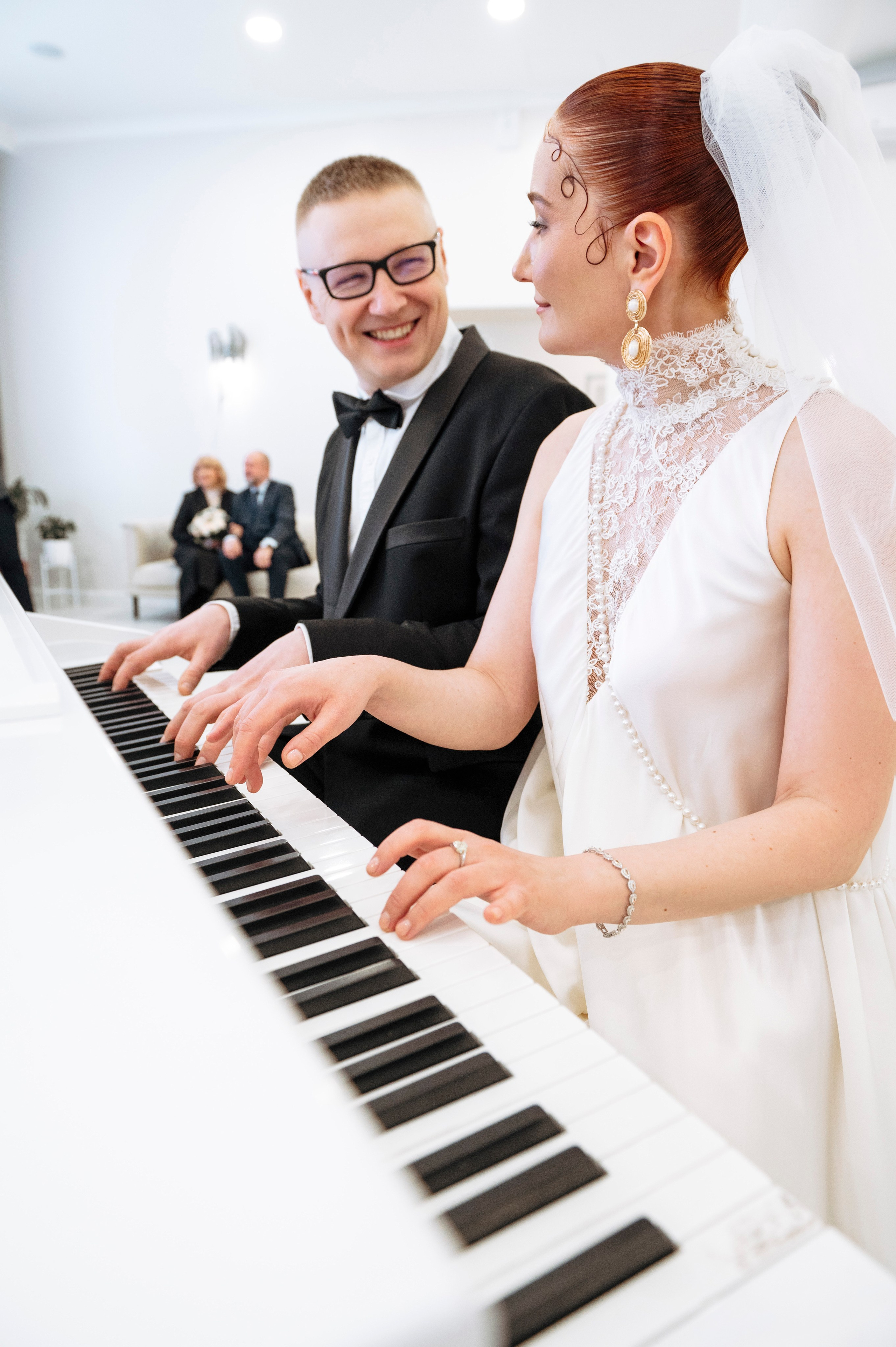 Свадебная фотосессия в ЗАГСе. Анна Боровикова, фотограф Пушкино