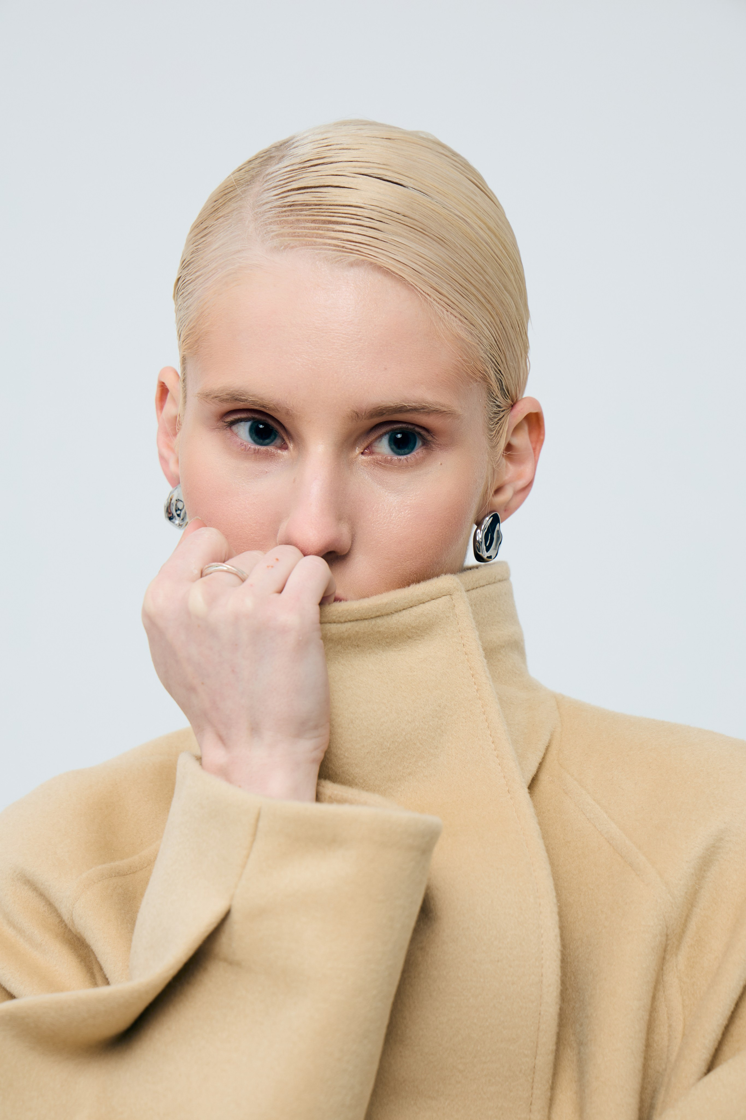 Furly. Фотограф в Санкт-Петербурге модельные тесты каталоги бренды лук бук