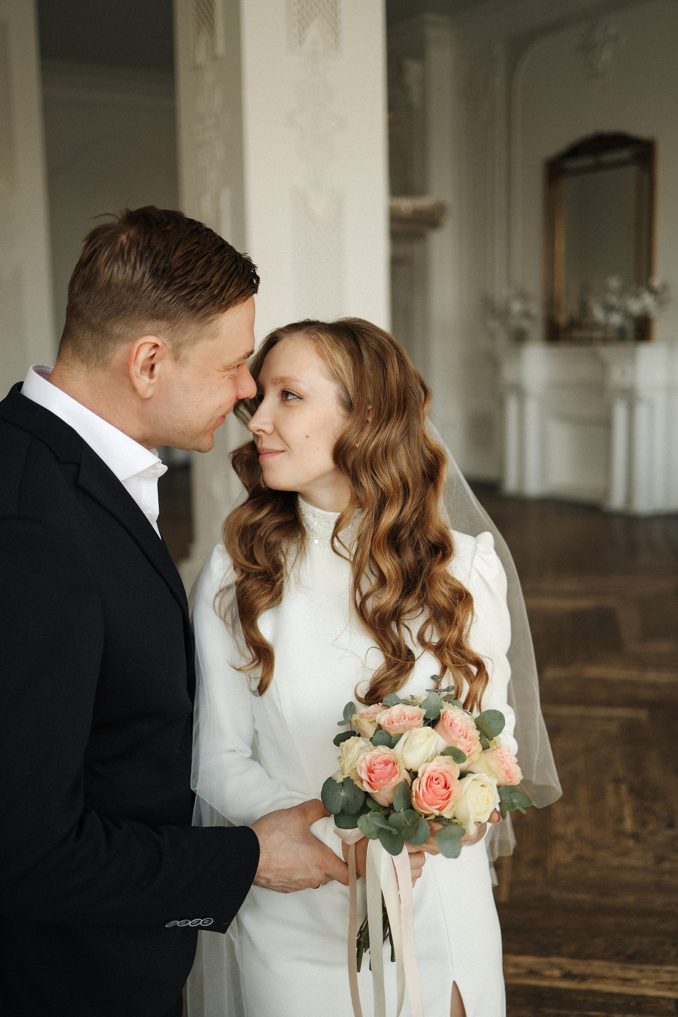 Ю. + Д. Роспись в г. Королёв, студийная лавстори. Семейный и lovestory фотограф в Москве Светлана Коняхина