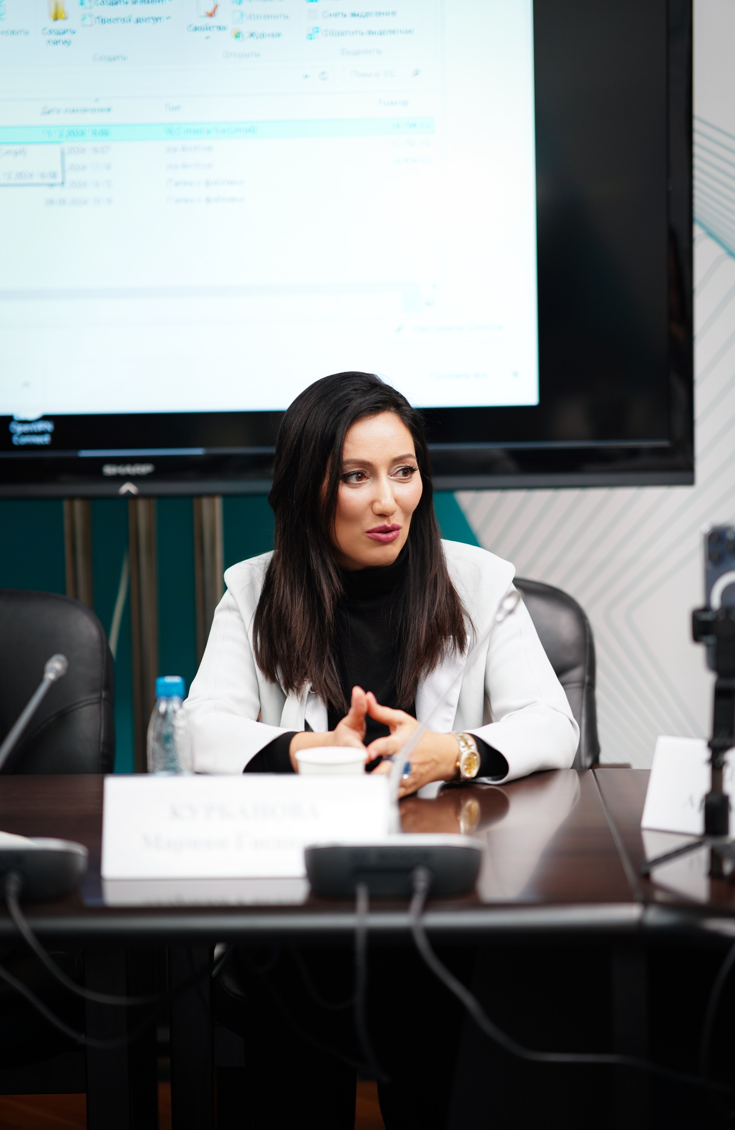 НОВЫЕ ЛЮДИ с Анфисой Чеховой. Главная