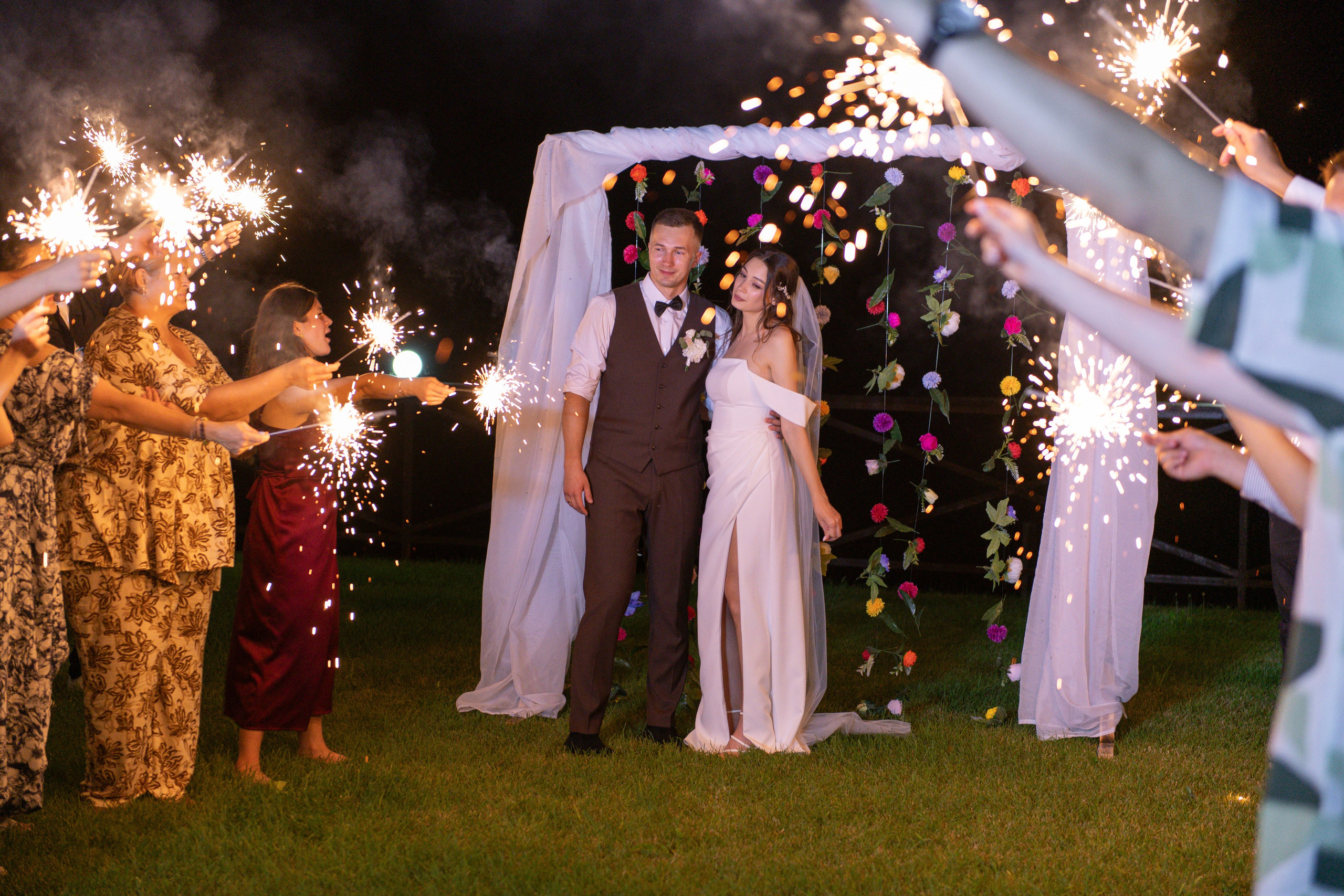 Пакет L (ЗАГС+фотосессия+банкет). Ваш фотограф для любого вида съемки