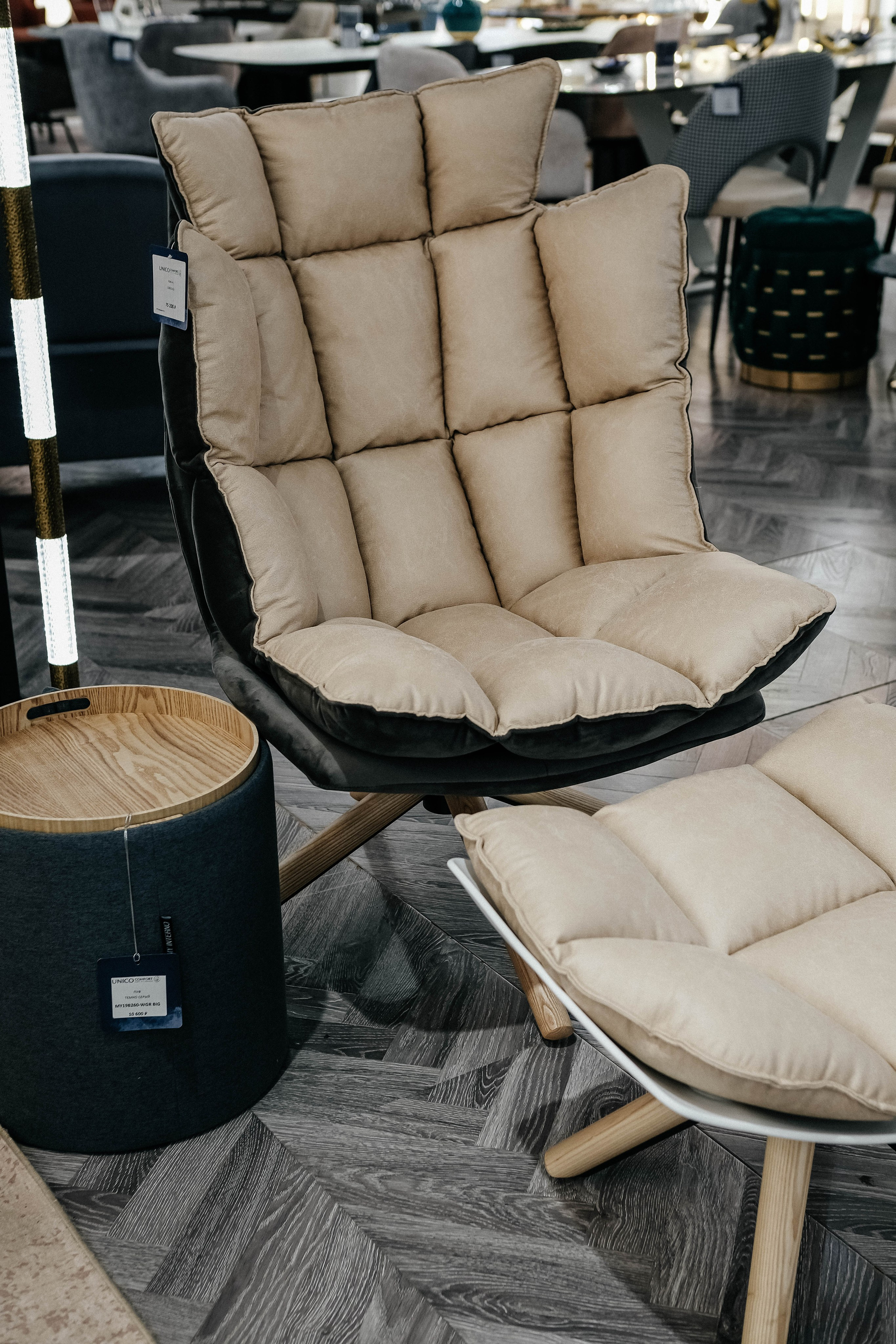 Контент для магазина дизайнерских вещей. Главная