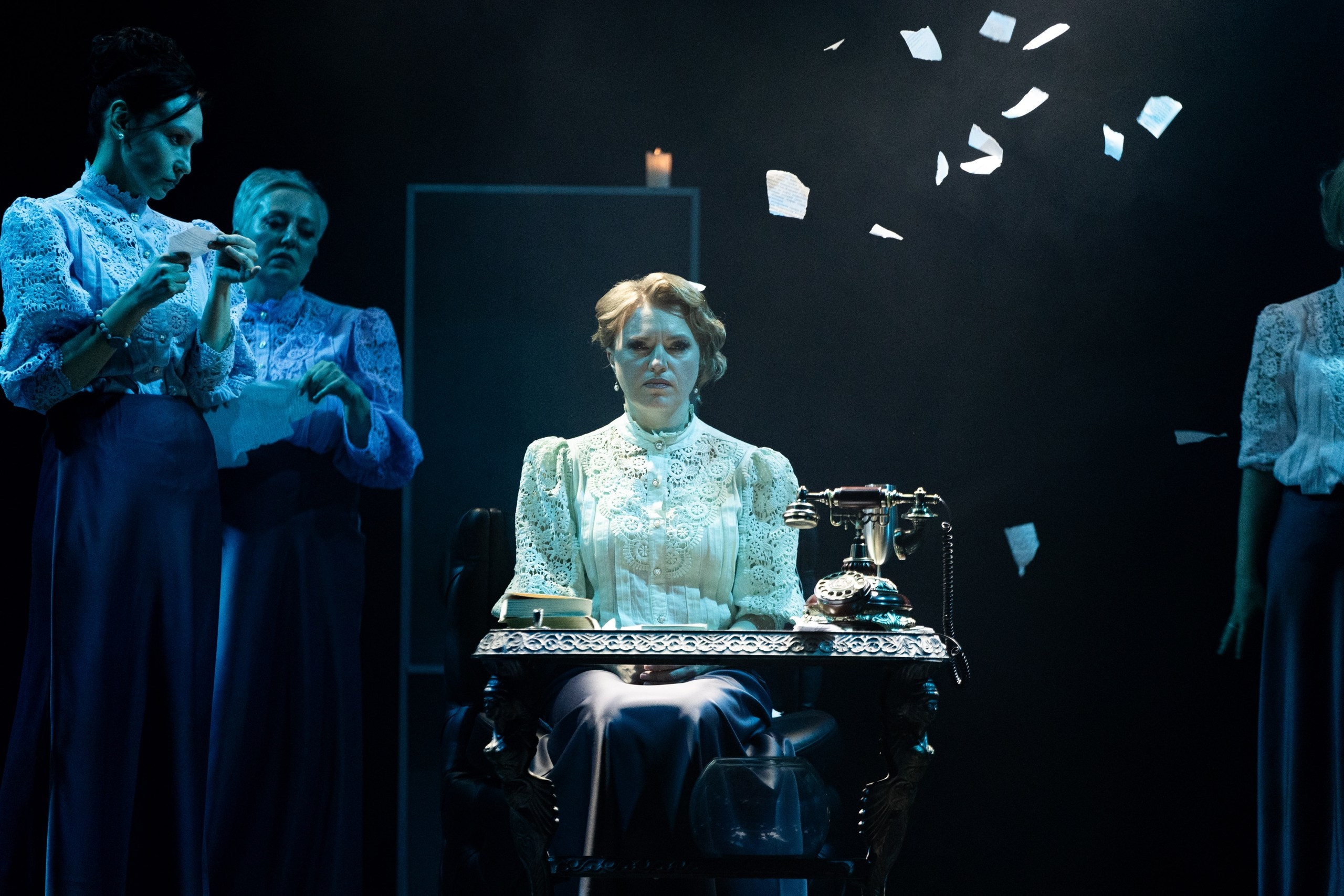 Жёны. ЖиваЯ — театр Ксении Сосновских