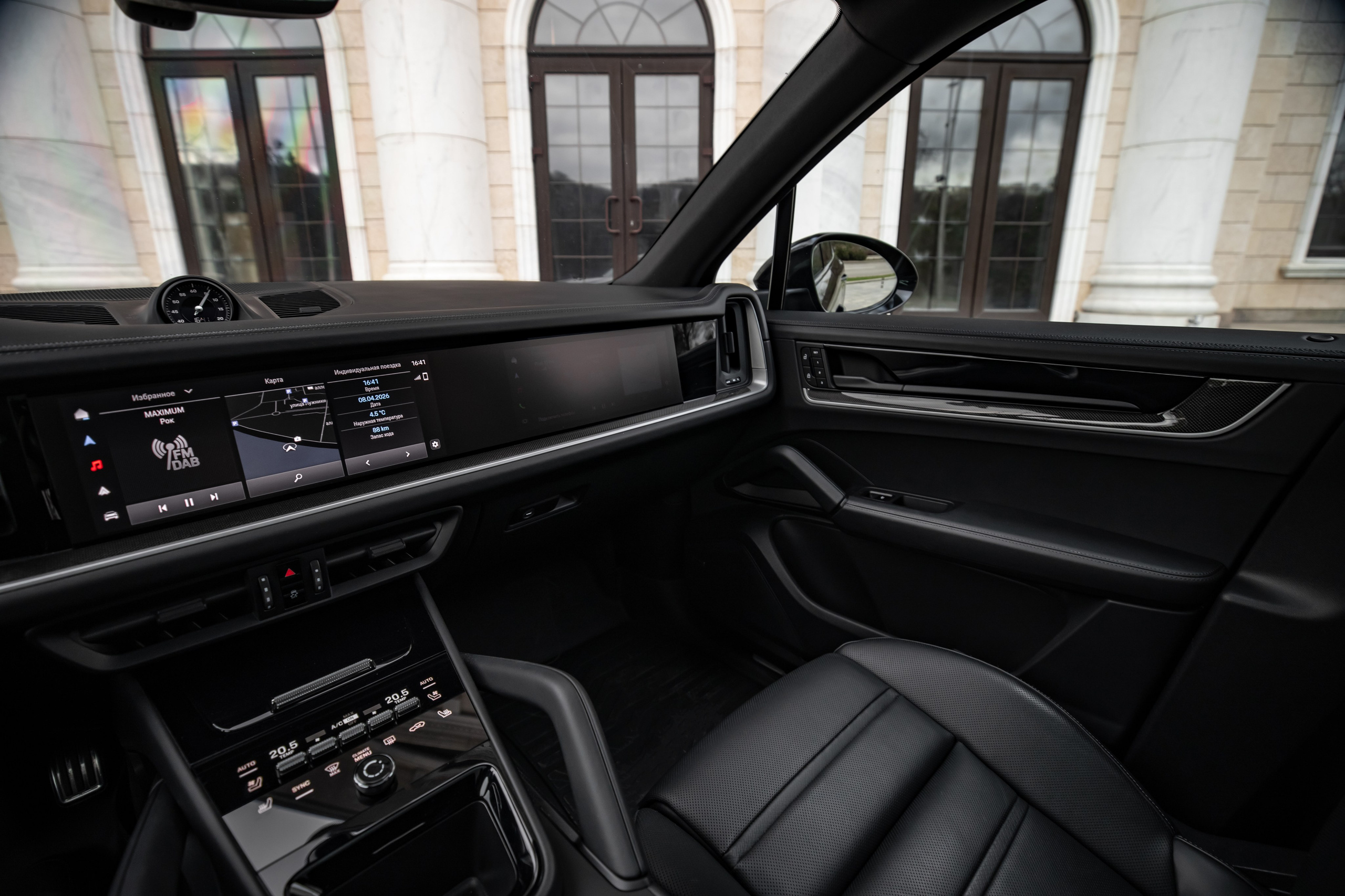 Porsche Cayenne S. Автомобильный фотограф в Москве Андрей Емельянов