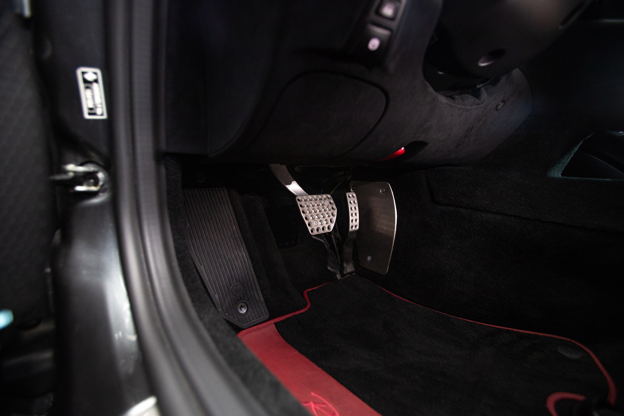 Ferrari Roma. Автомобильный фотограф в Москве Андрей Емельянов