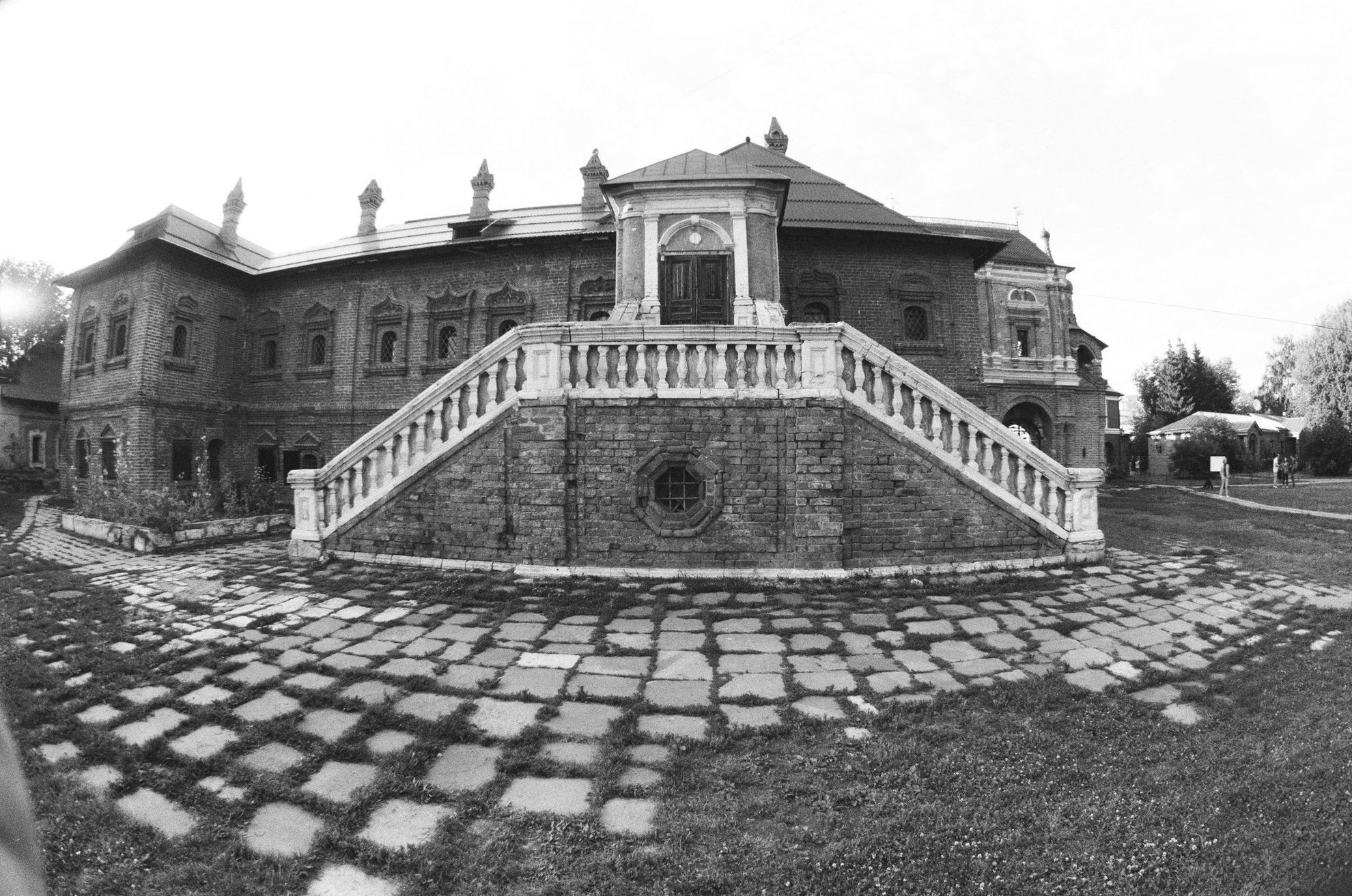 Крутицкая слобода в Москве. Paintings by the artist Sergey Ratchin