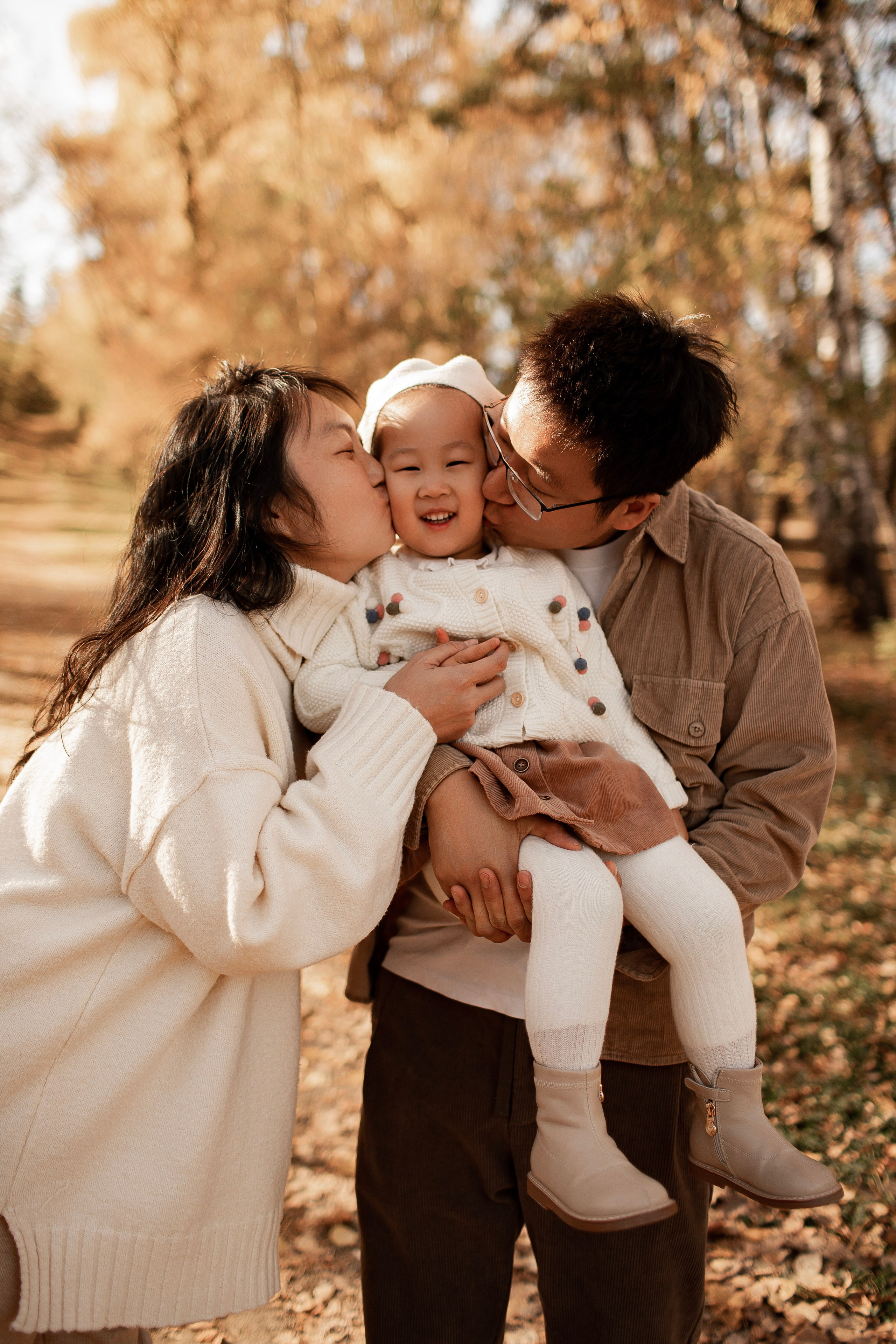 Осень в Харитоновском парке. Семейная съемка — это красивый способ признаться своей семье в любви