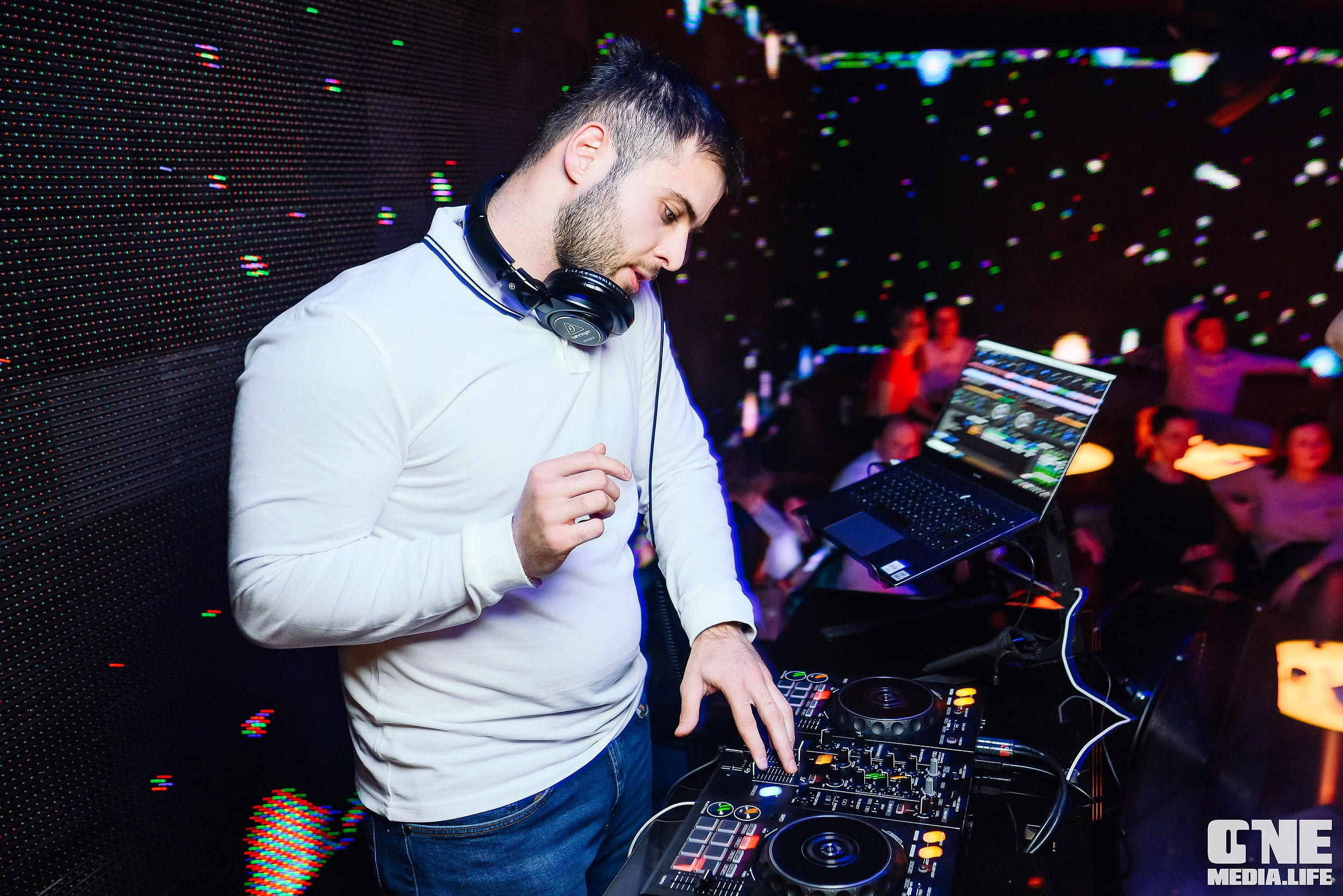 Фоторепортаж из РК Планета. One Media Life: фоторепортажи, фотоотчеты с мероприятий и заведений