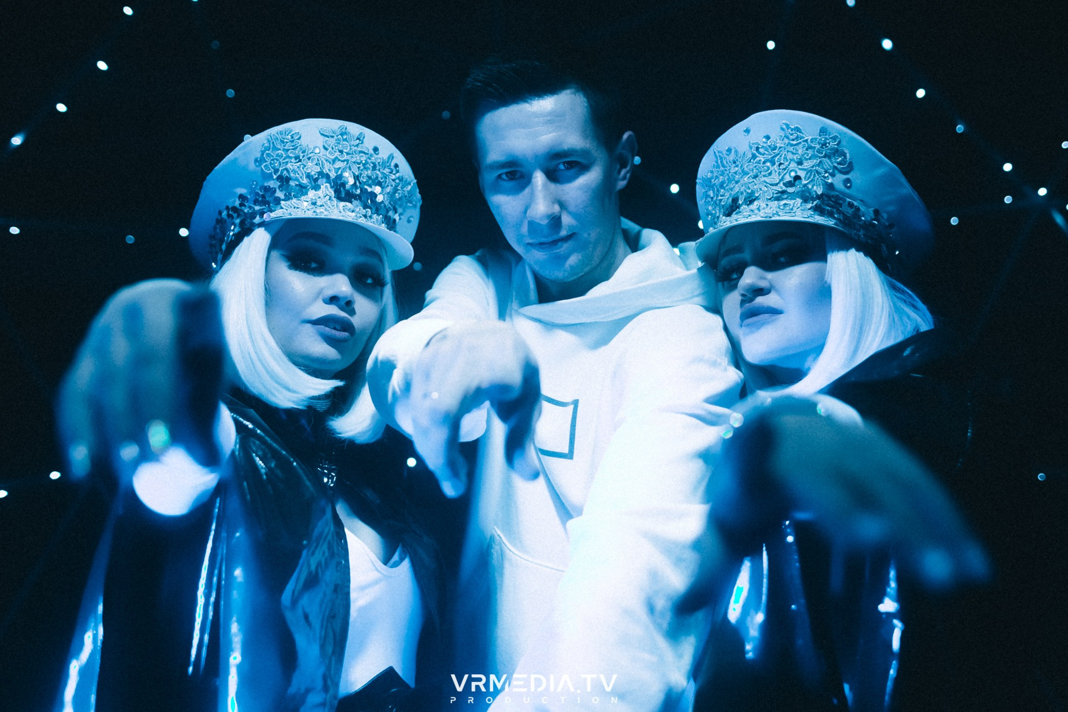 WEEKEND HALL в культурном пространстве «Редакция»