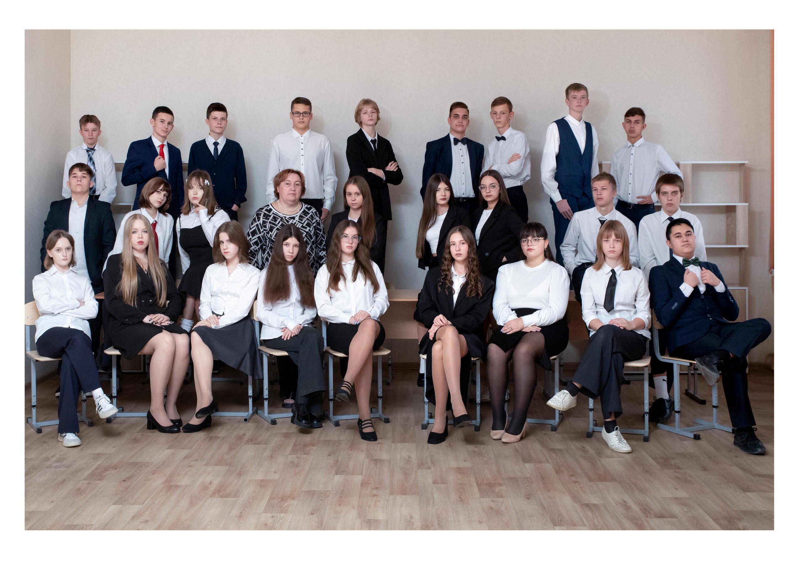 Школьные альбомы. 4 разворота. Ирина Платицына. Выпускные альбомы для школы и детского сада. Брянск, Дятьково