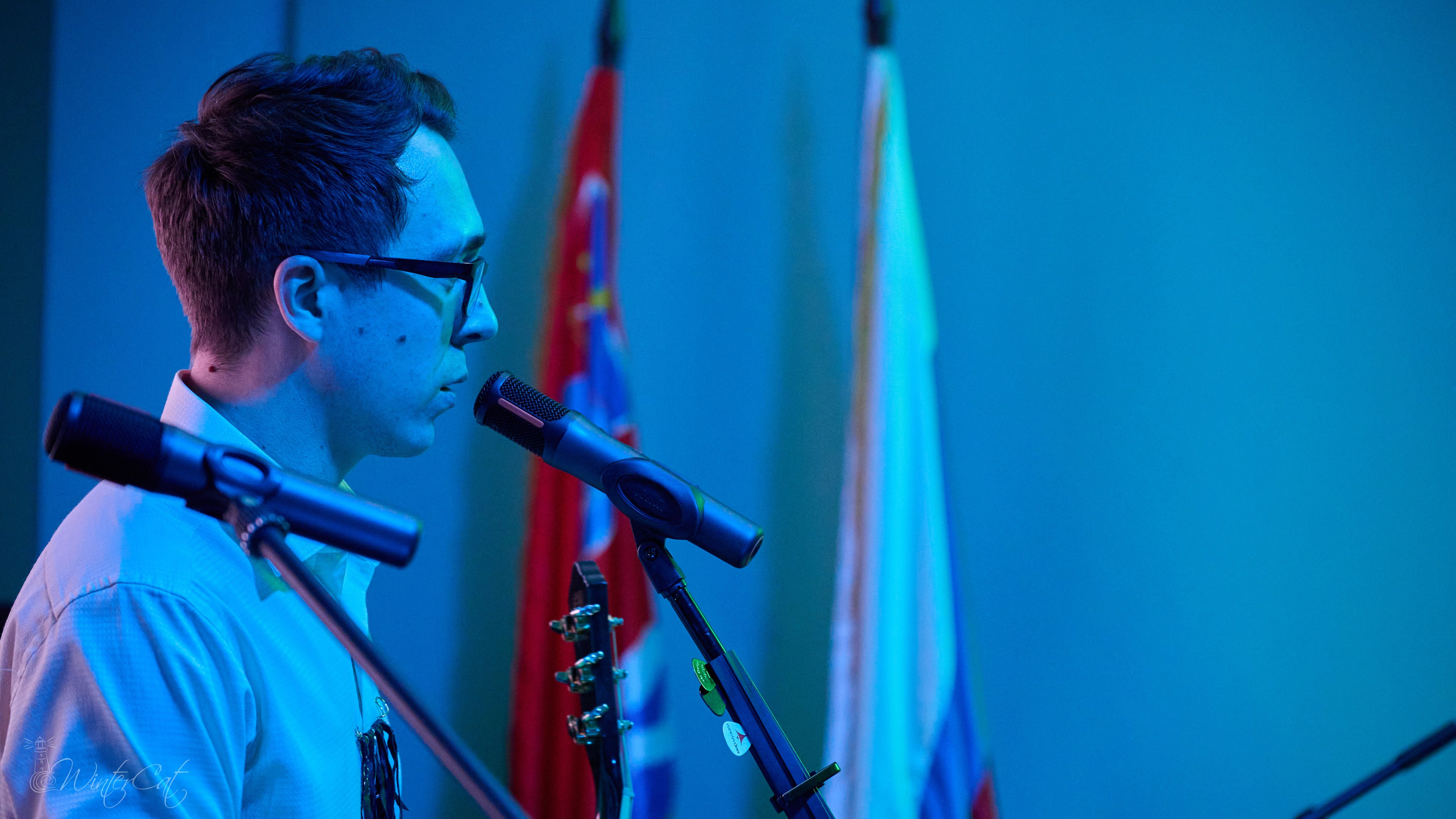 Открытый микрофон. Портретный и репортажный фотограф в Магадане Андрей Нефедов WinterCatPhoto