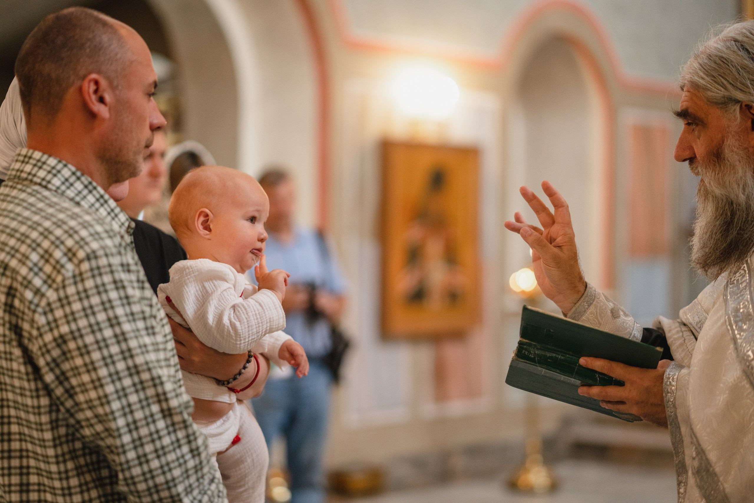 Лев. Храм Живоначальной Троицы в Троицке. Семейный фотограф в Москве Лилия Лебедева