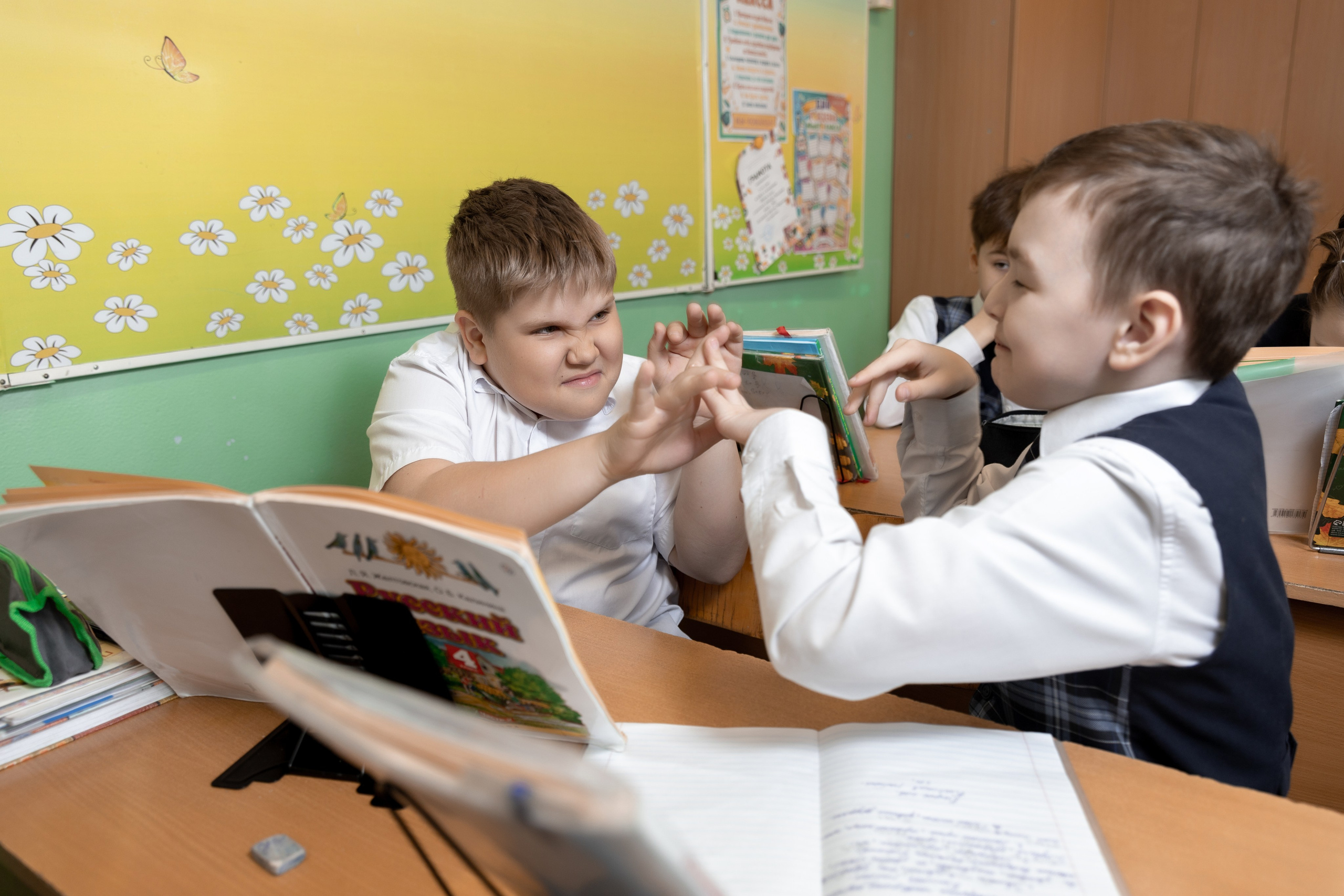 Школа 54 4А кл (2023-24) 2 часовая фотосессия в школе. Свадебный и Семейный фотограф г. Ижевск Гульназ Солдатова. Гульназ фото