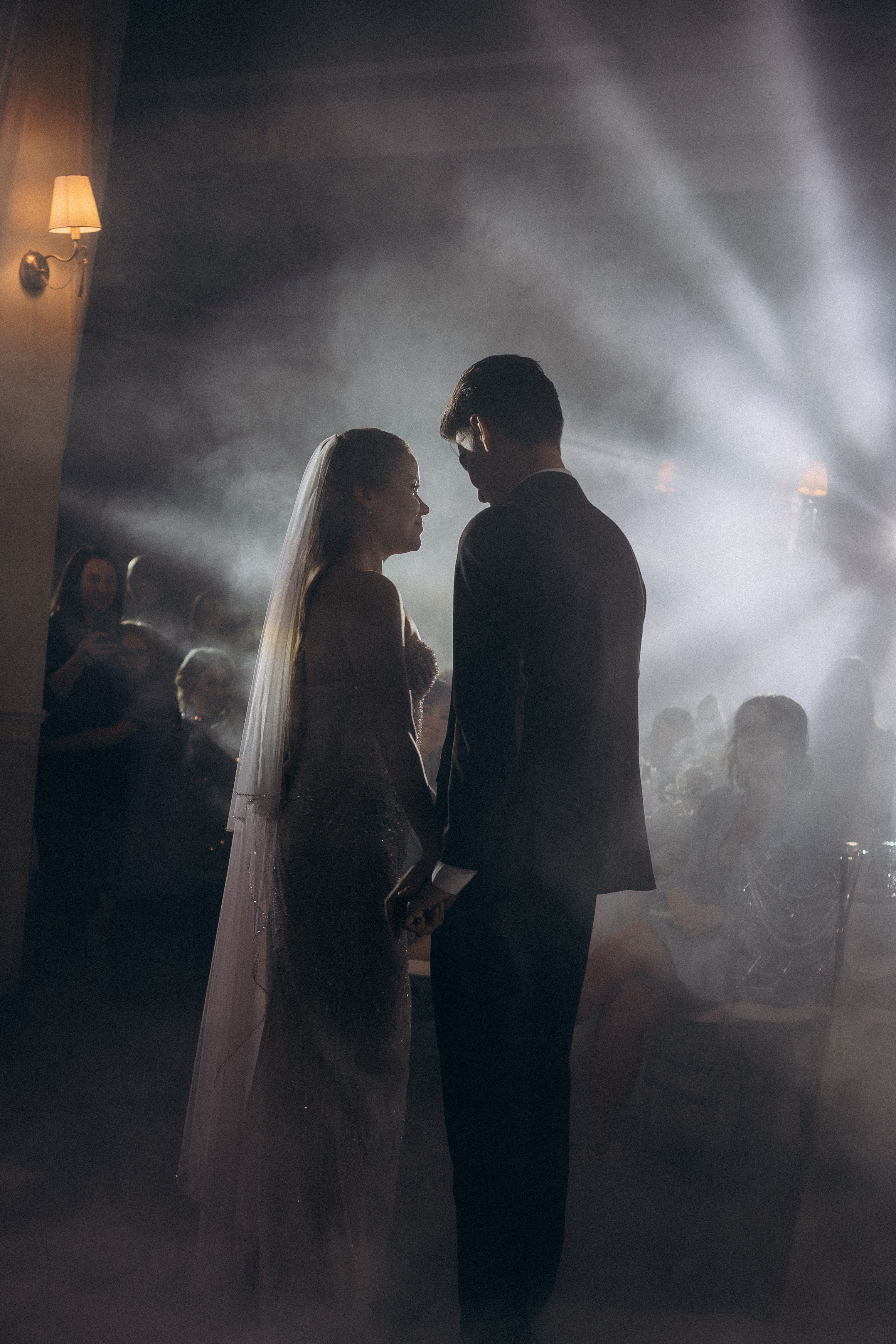 СВАДЕБНАЯ СЬЕМКА СБОРОВ В ОТЕЛЕ И ВЫЕЗД НА ЦЕРЕМОНИЮ (СНЯТО В СИБИРЕ В НИЖНЕВАРТОВСКЕ). Профессиональный фотограф, Санкт-Петербург — Виктория Богомолова