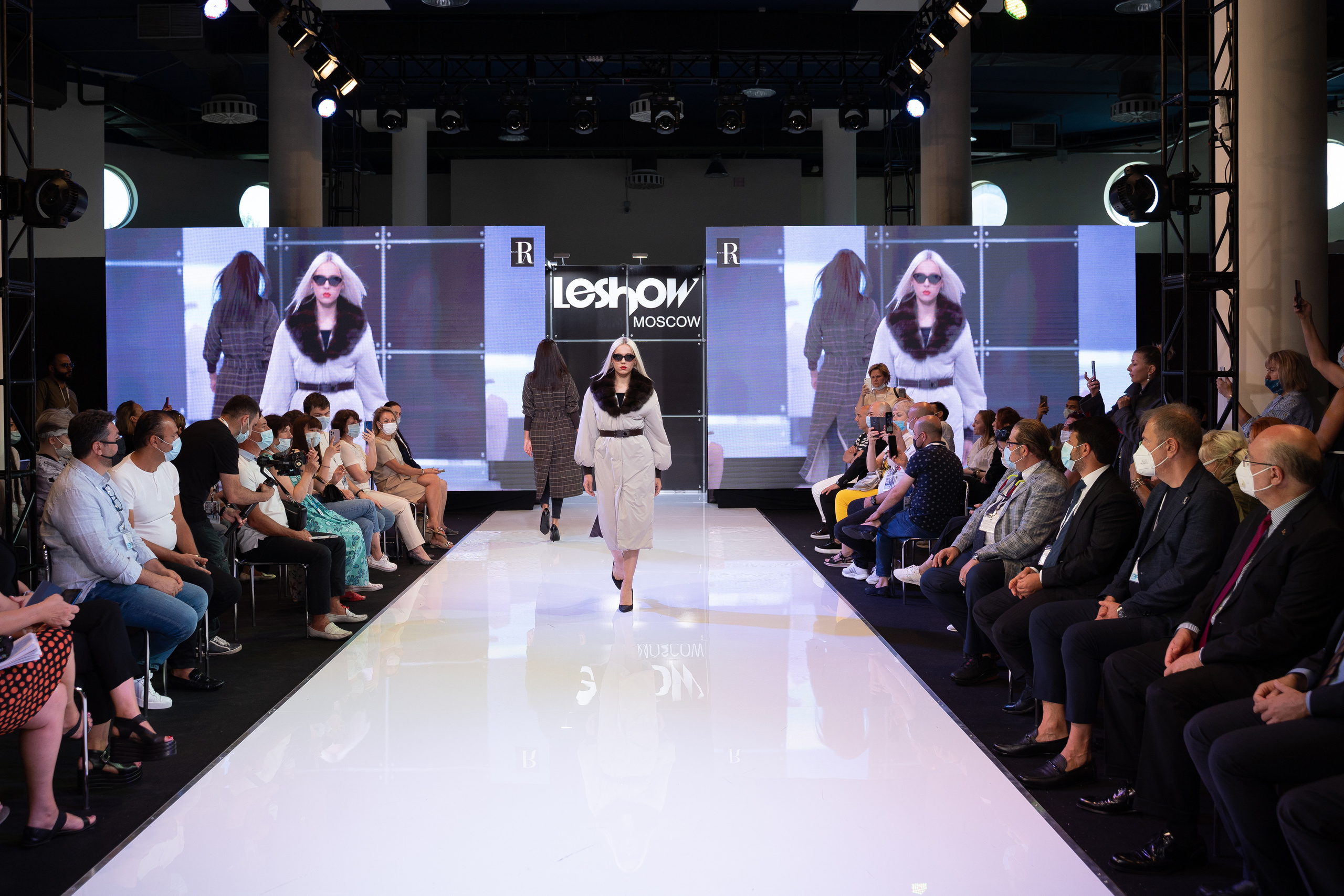 Leshow moscow. Свадебный и портретный фотограф в Москве Гудумак Евгений