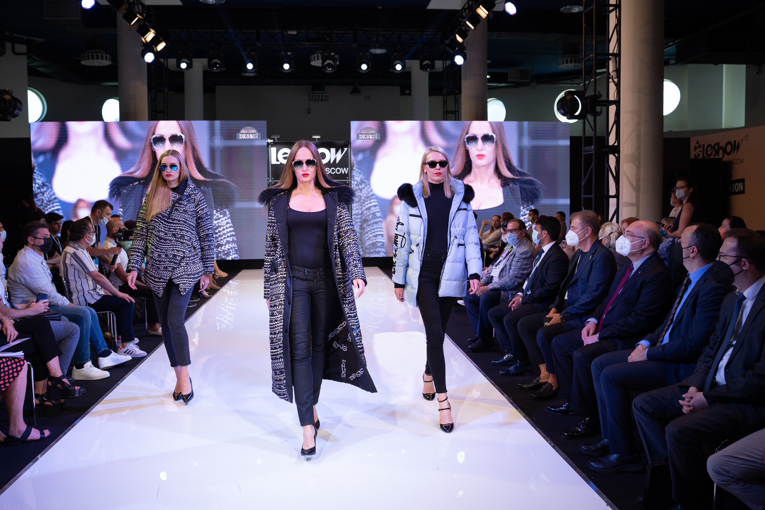 Leshow moscow. Свадебный и портретный фотограф в Москве Гудумак Евгений