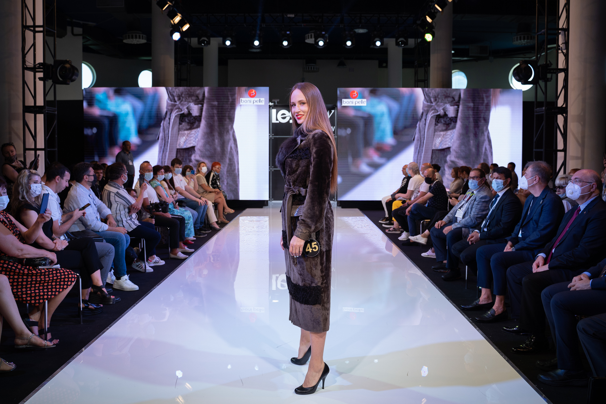 Leshow moscow. Свадебный и портретный фотограф в Москве Гудумак Евгений