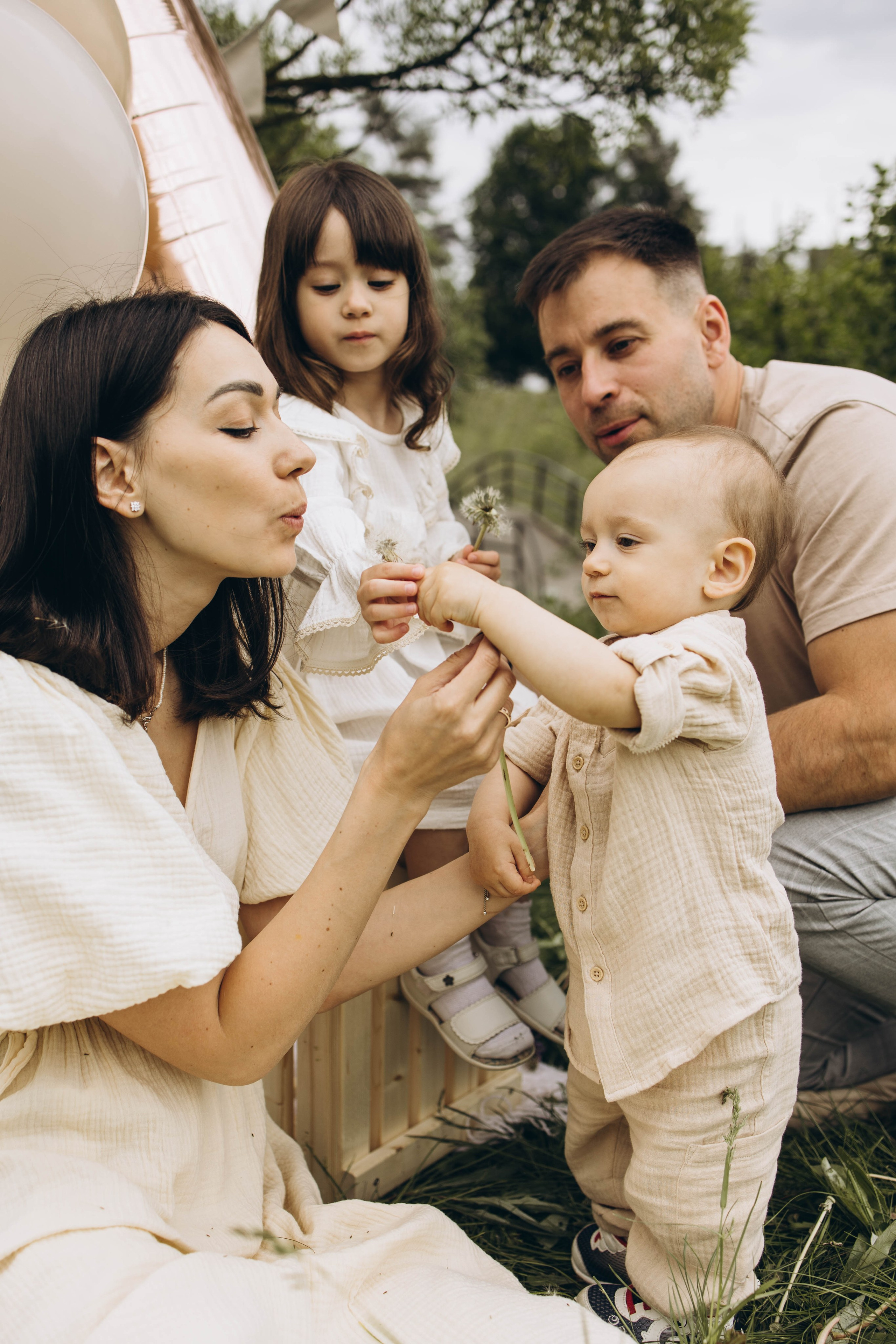 Маша, Женя, Ариана и Мирон. Семейный фотограф в Москве Виктория Ястребинская