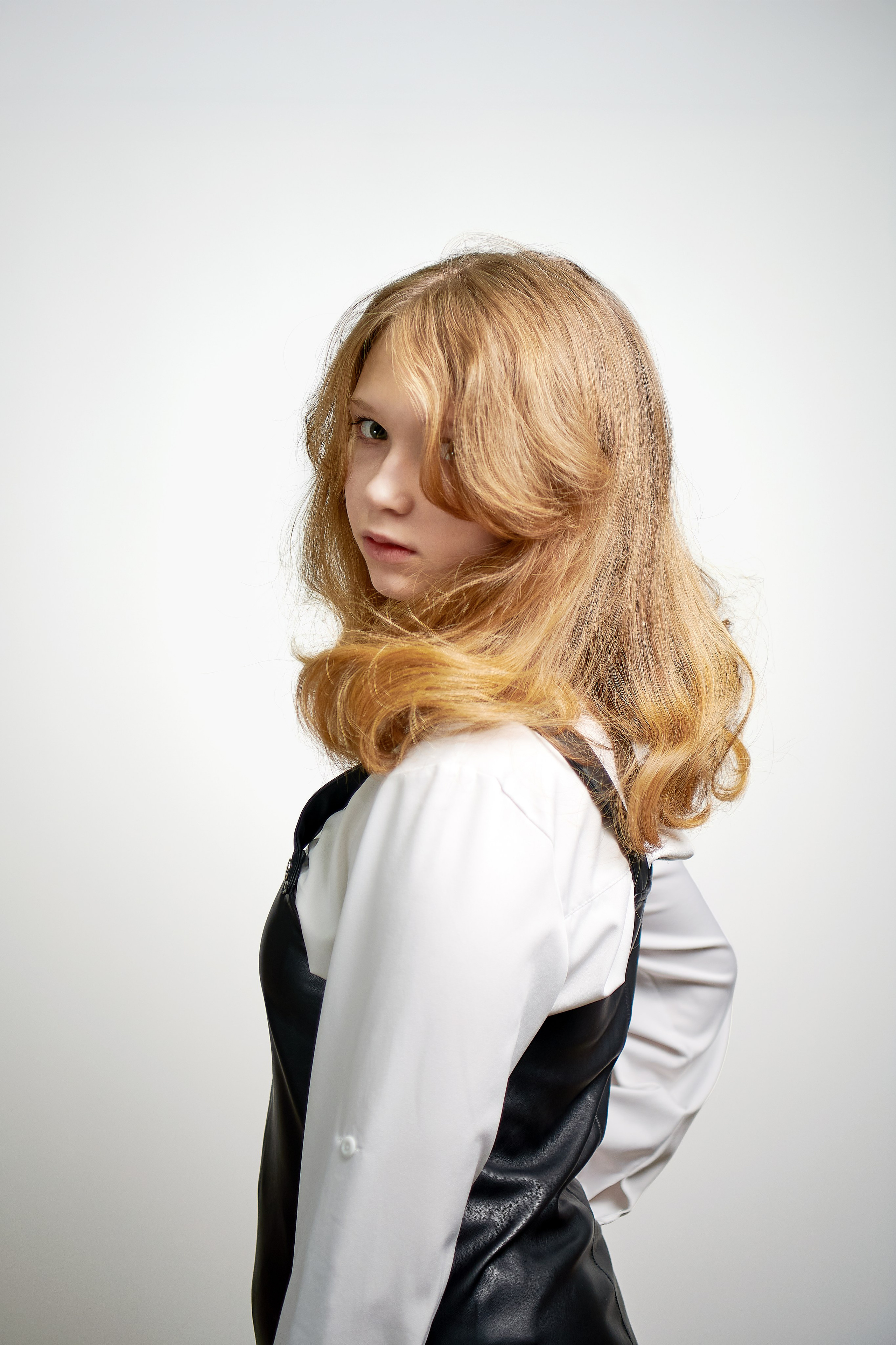 Выпускные альбомы. 9-й класс. Ольга Чёкотова (Фотограф Кострома)