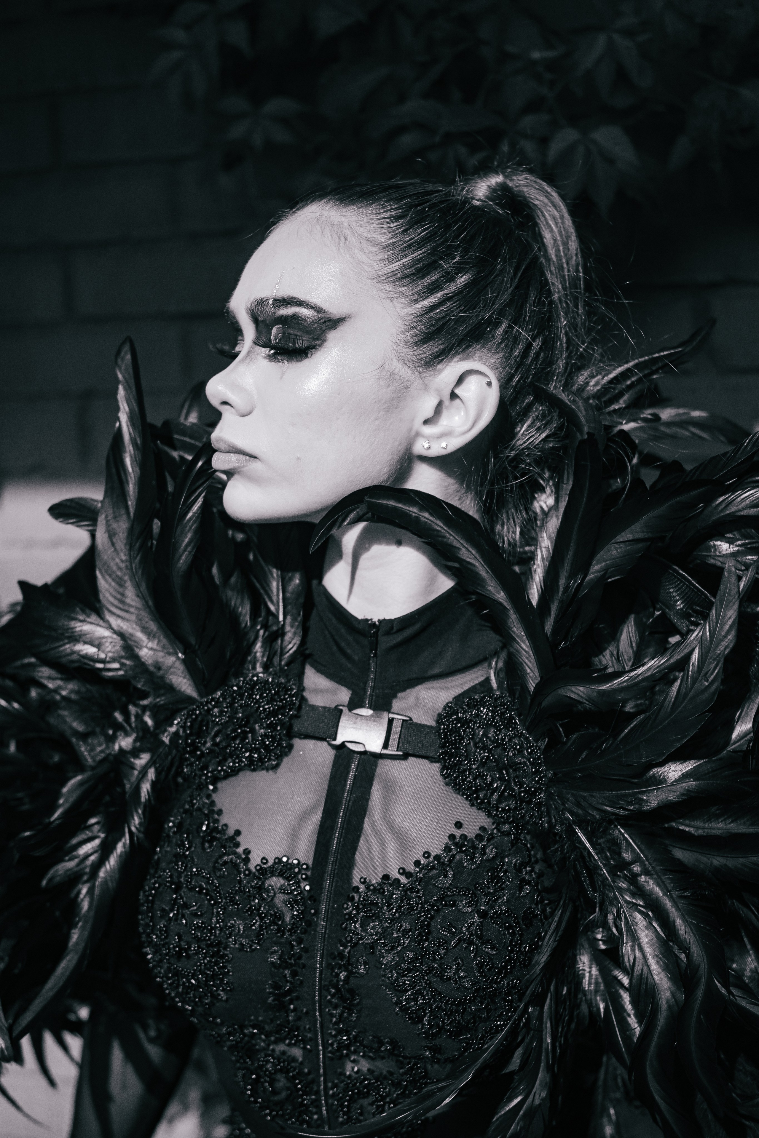 Вороны Circus Zone. Фотограф / видеограф в Москве и Сочи Sofia Riversong